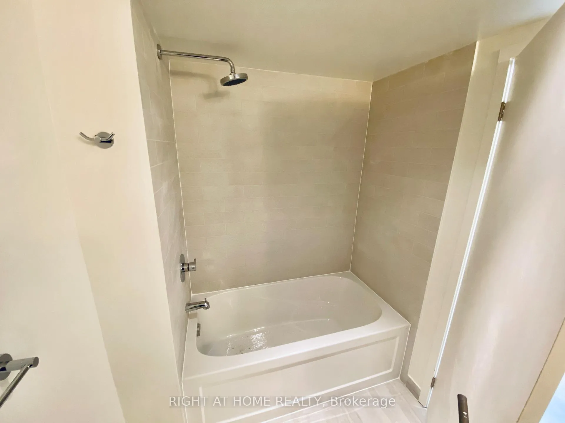 Photo 12 of Unit 2110, 6 Sonic Way, Toronto, Flemingdon Park — HOMEH