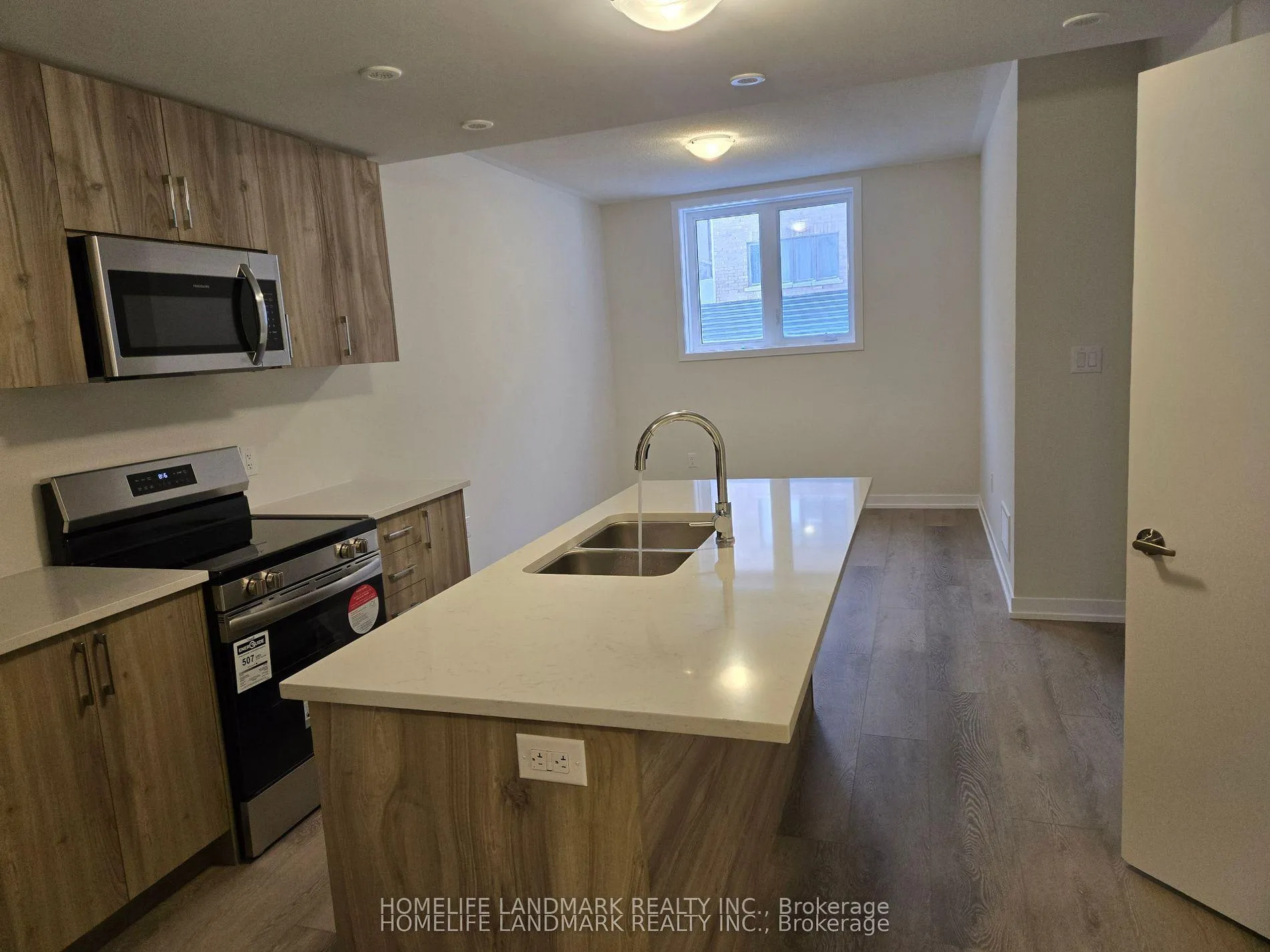 Photo 1 of 18B-18 Ziibi Way, Clarington, Newcastle — HOMEH