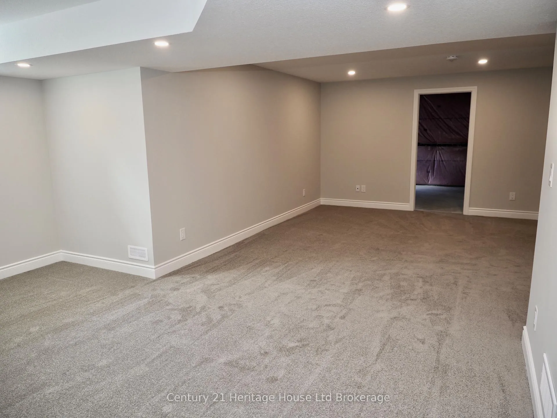 Photo 29 of 114 Beech Boulevard, Tillsonburg — HOMEH