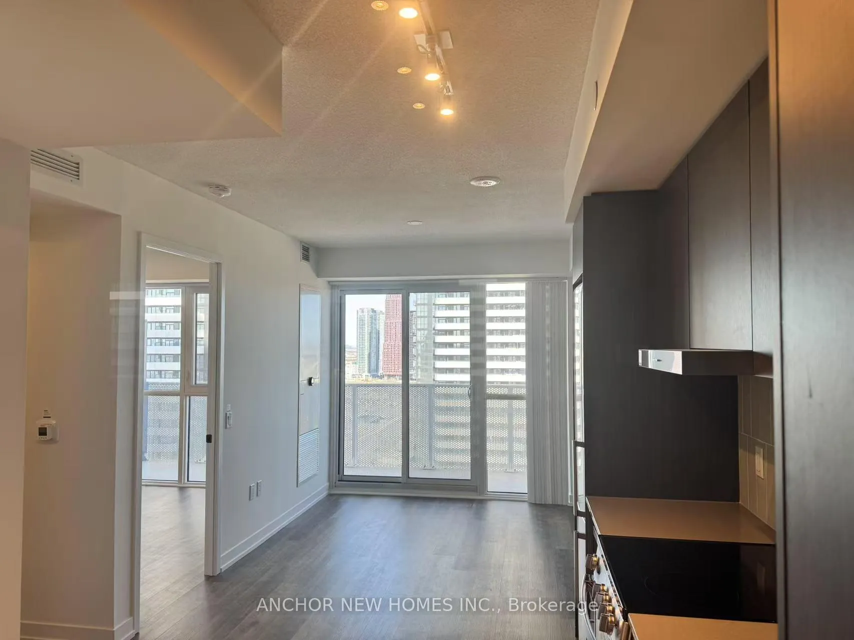 Photo 5 of Unit 2601, 195 Commerce Street, Vaughan, Vaughan Corporate Centre — HOMEH