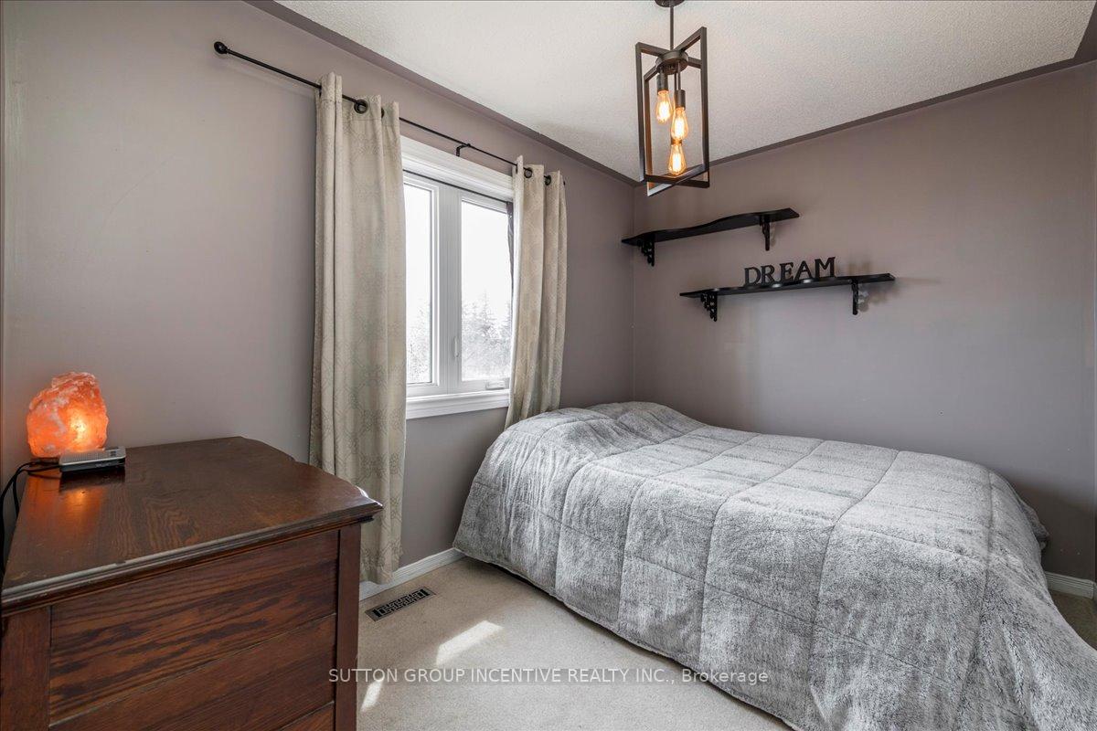 Photo 14 of 392 Big Bay Point Road, Barrie, Painswick North — HOMEH