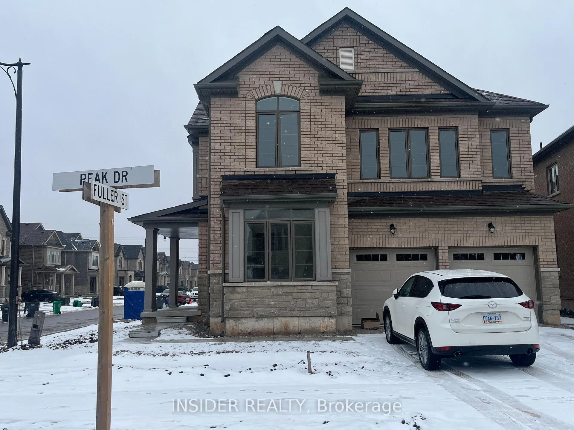 Photo 2 of 2 Fuller Street, Brampton, Credit Valley — HOMEH