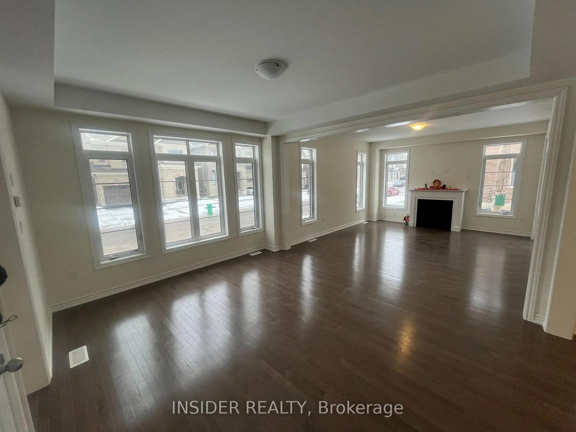 Photo 7 of 2 Fuller Street, Brampton, Credit Valley — HOMEH