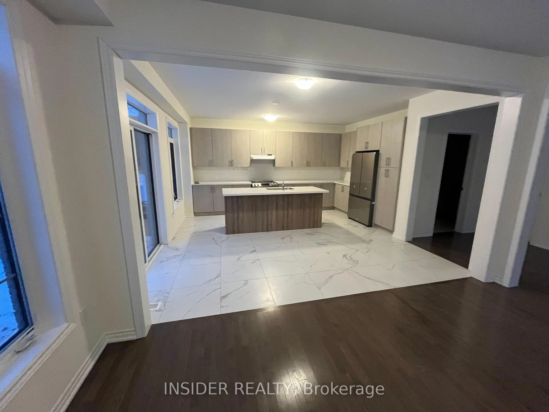 Photo 10 of 2 Fuller Street, Brampton, Credit Valley — HOMEH