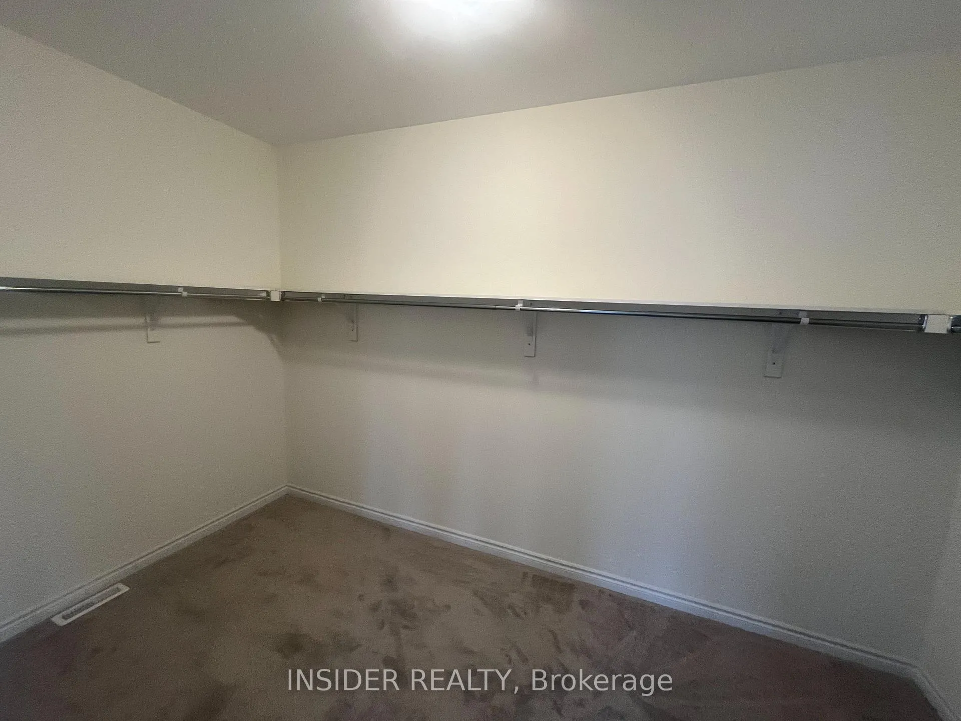 Photo 17 of 2 Fuller Street, Brampton, Credit Valley — HOMEH