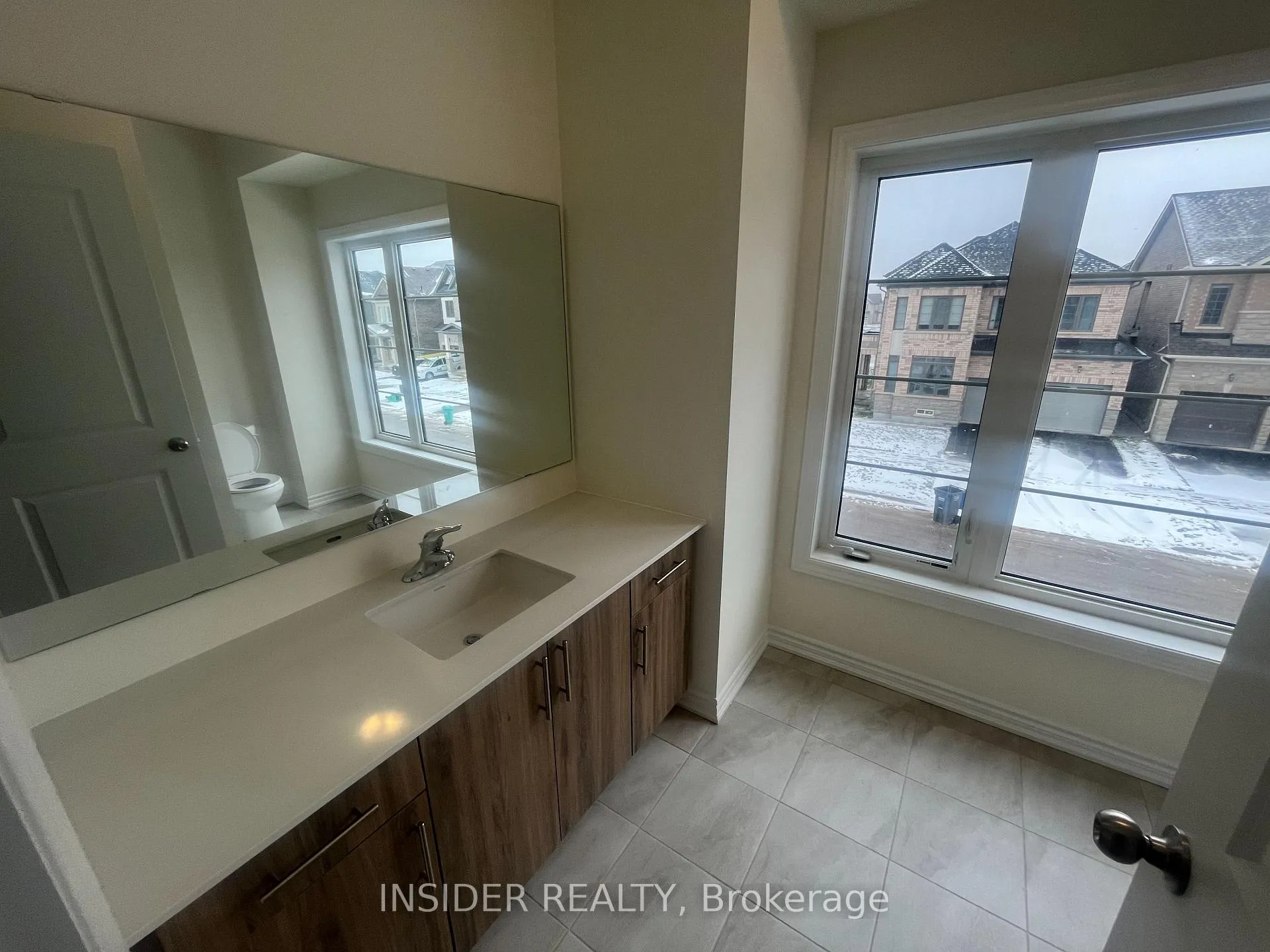 Photo 27 of 2 Fuller Street, Brampton, Credit Valley — HOMEH