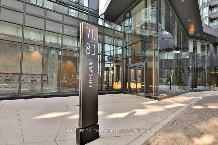 Photo 3 of Unit 3211, 70 Queens Wharf Road, Toronto, Waterfront Communities — HOMEH