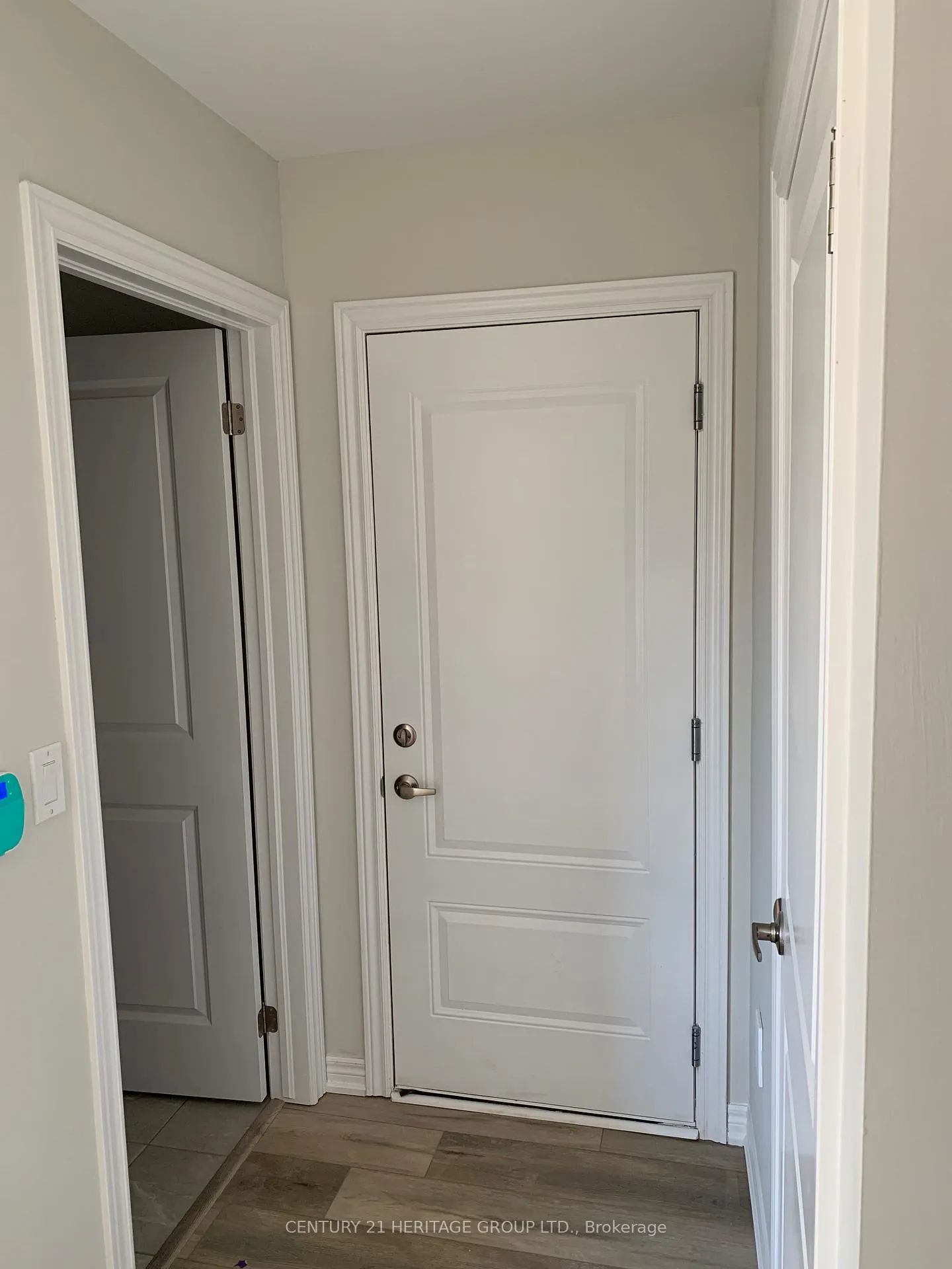 Photo 4 of Unit 46, 40 Zinfandel Drive, Hamilton, Winona — HOMEH