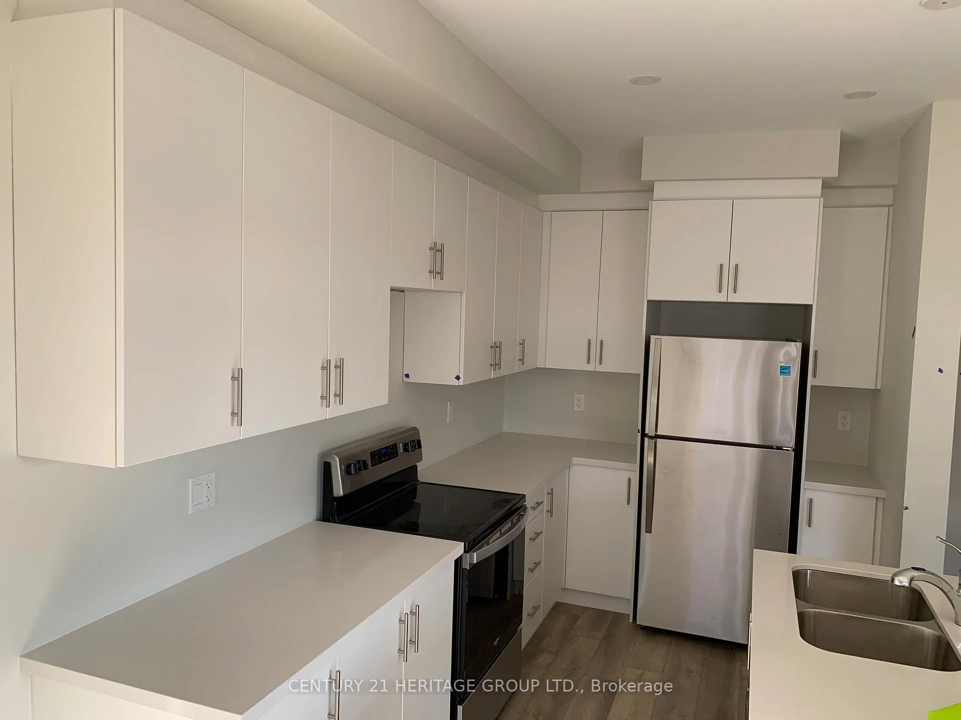 Photo 6 of Unit 46, 40 Zinfandel Drive, Hamilton, Winona — HOMEH
