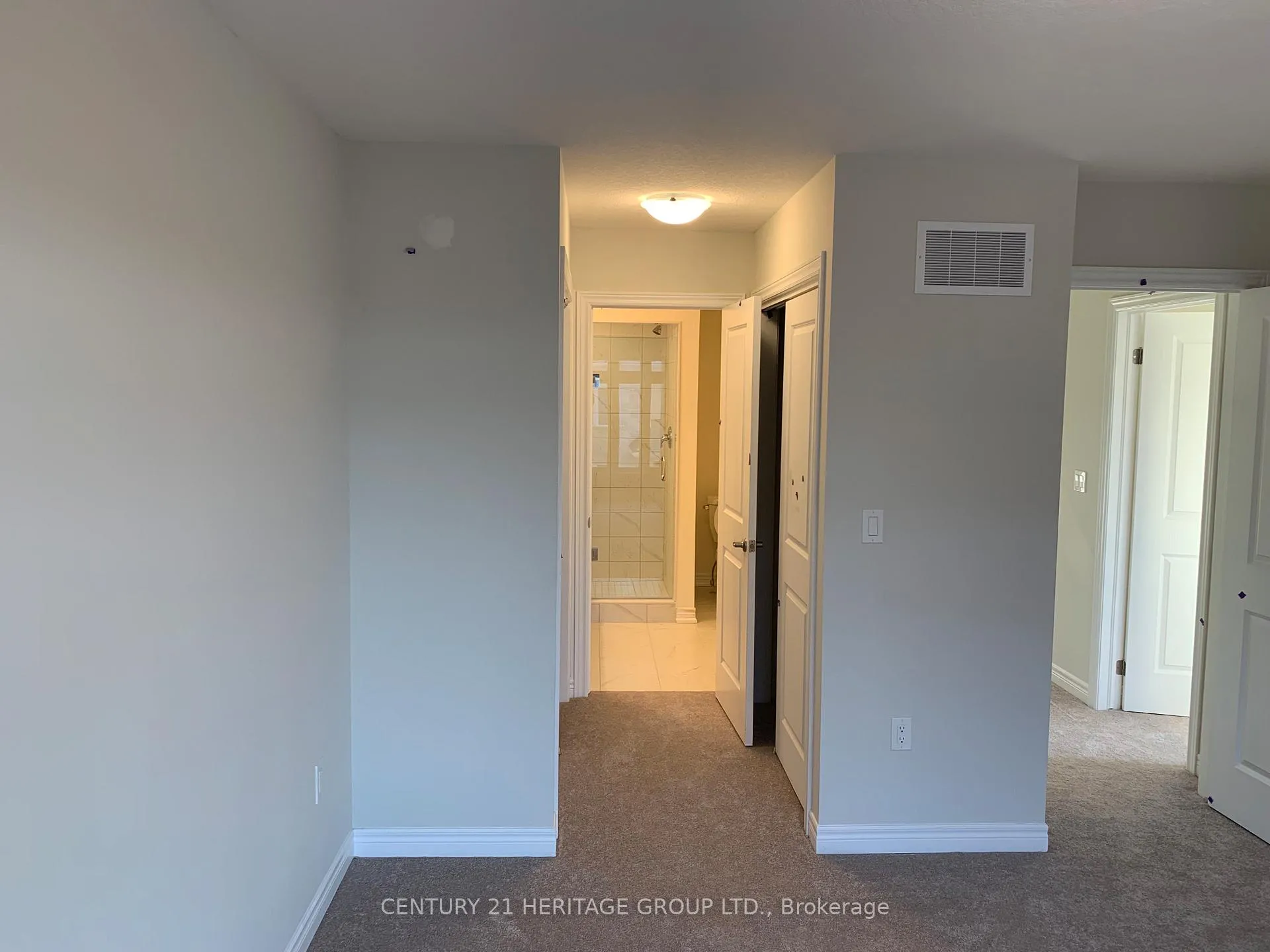 Photo 12 of Unit 46, 40 Zinfandel Drive, Hamilton, Winona — HOMEH