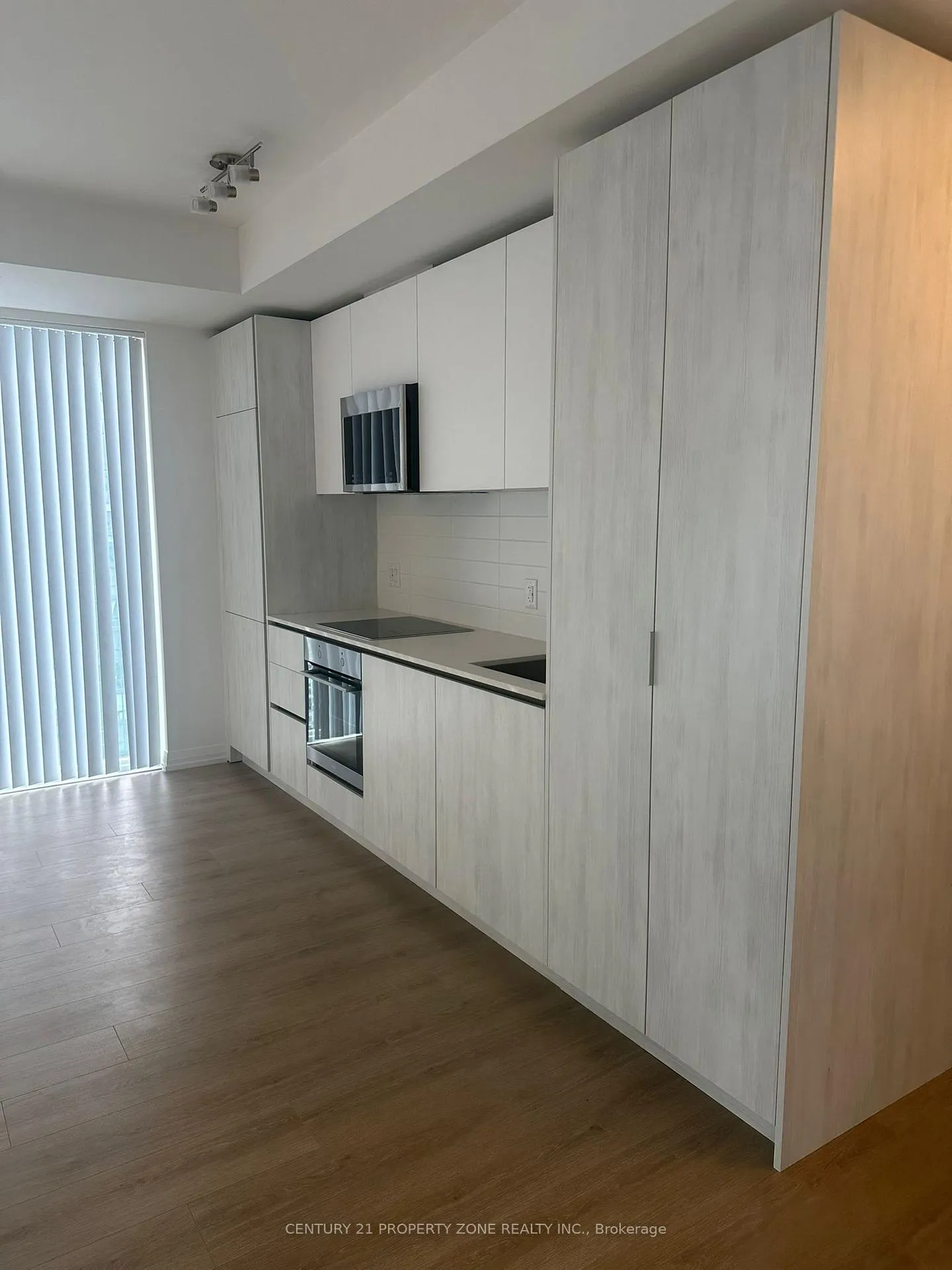 Photo 3 of Unit 4228, 28 Widmer Street, Toronto, Waterfront Communities — HOMEH