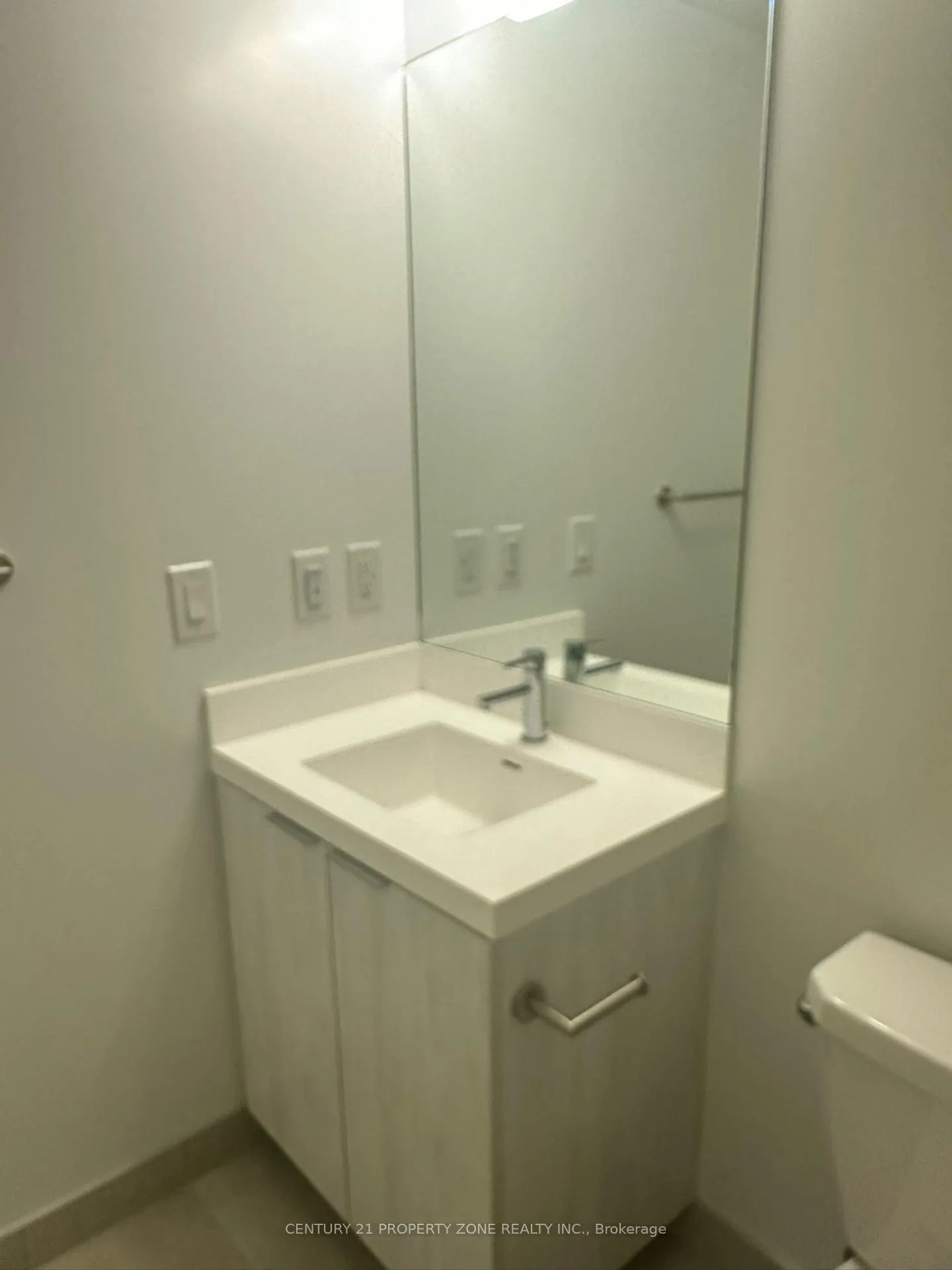 Photo 10 of Unit 4228, 28 Widmer Street, Toronto, Waterfront Communities — HOMEH