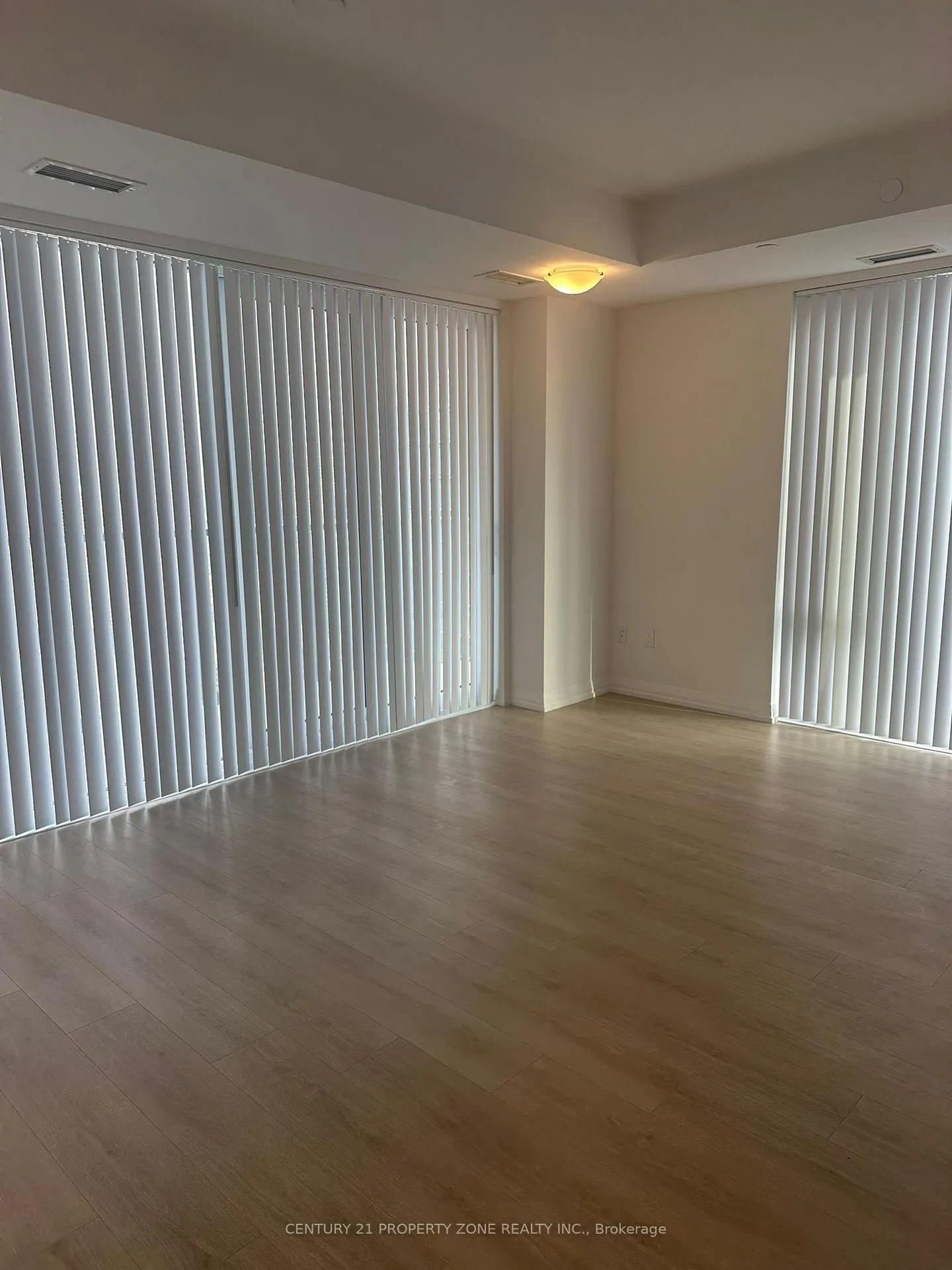 Photo 15 of Unit 4228, 28 Widmer Street, Toronto, Waterfront Communities — HOMEH