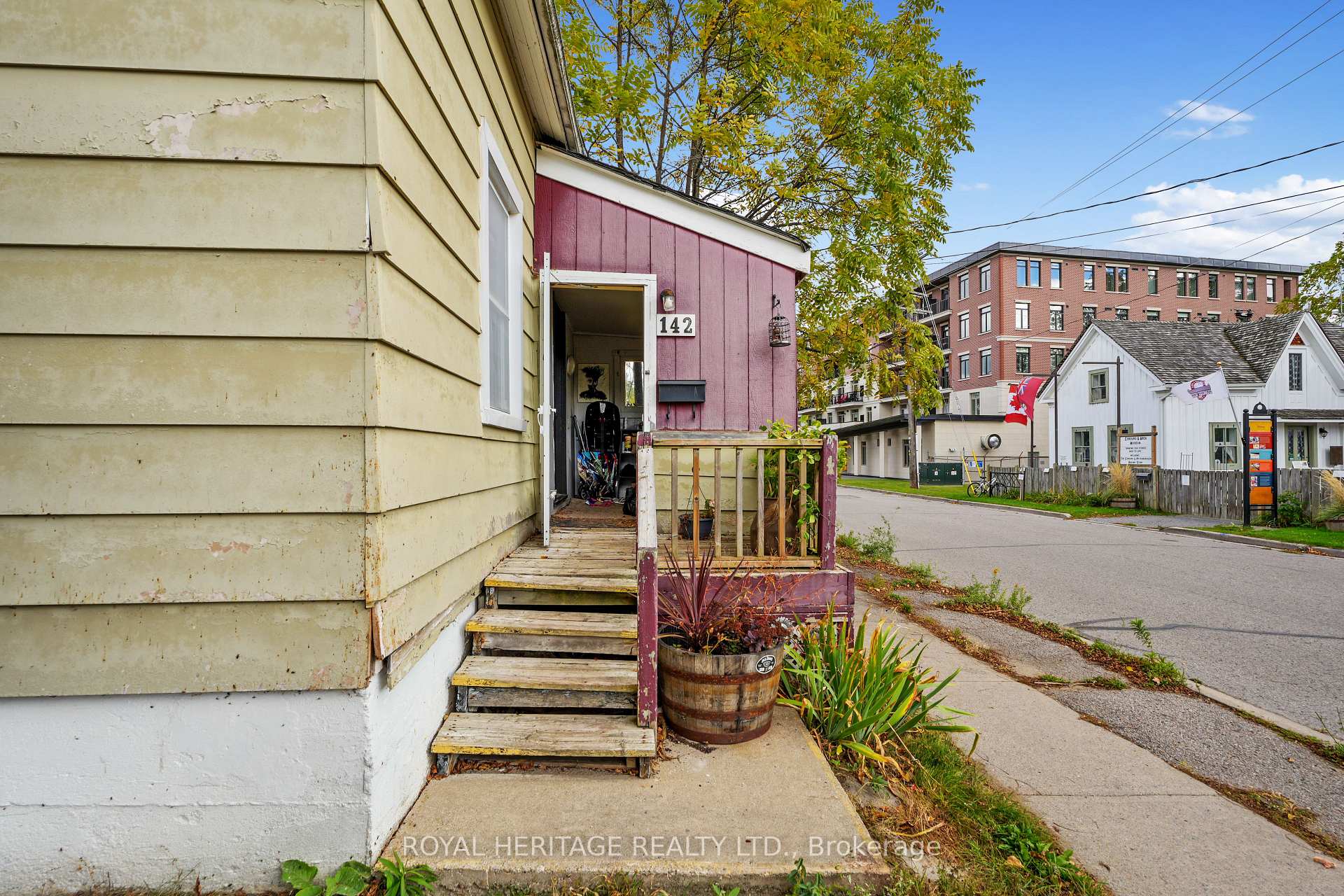 Photo 8 of 142 Orr Street, Cobourg — HOMEH