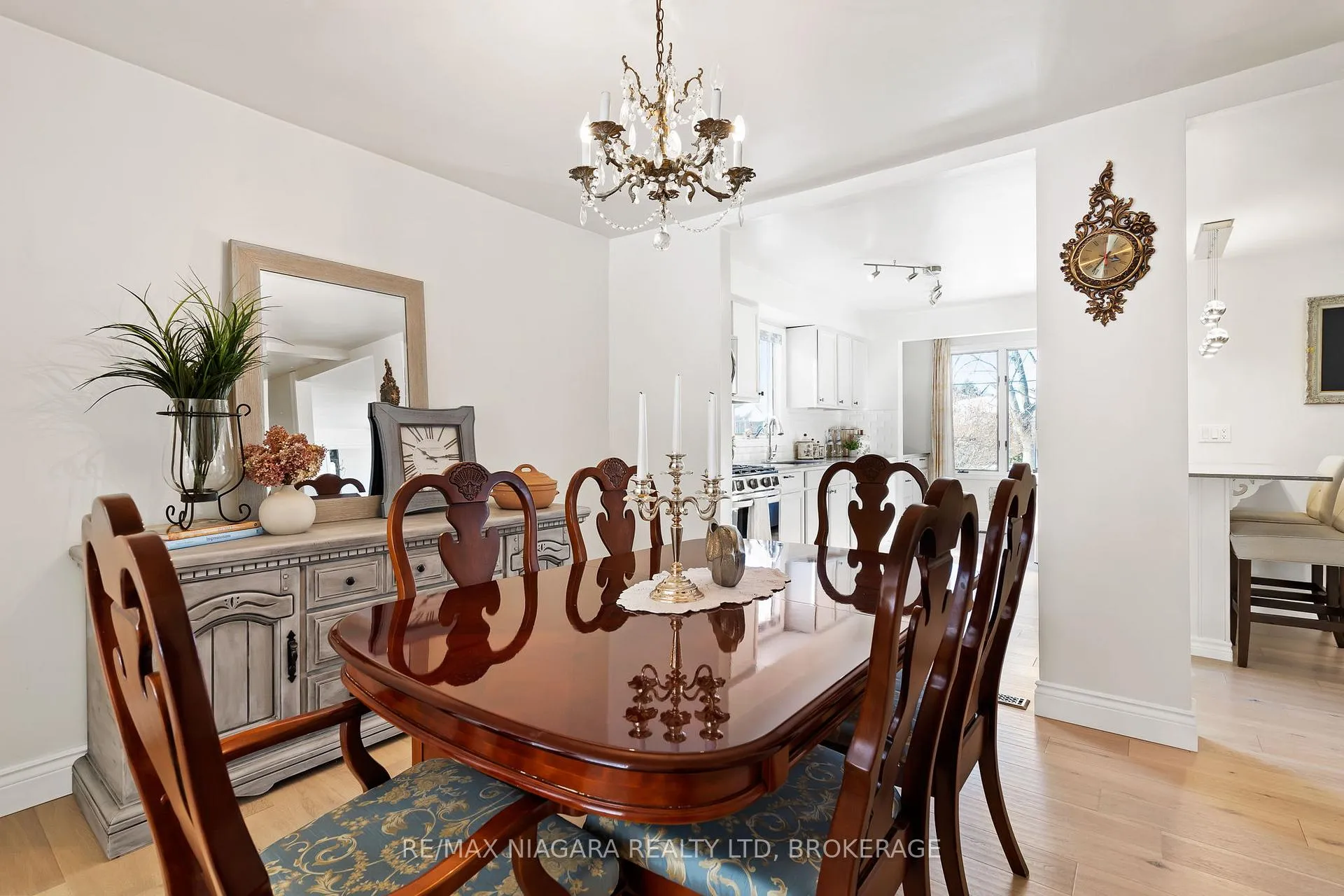 Photo 13 of 148 Lakeshore Road, St. Catharines, Vine/Linwell — HOMEH
