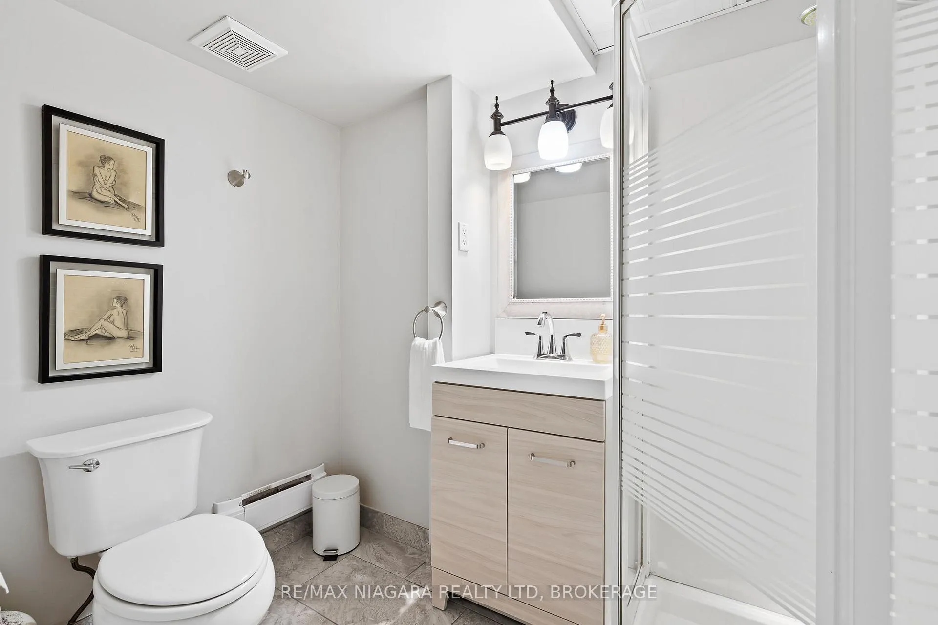 Photo 25 of 148 Lakeshore Road, St. Catharines, Vine/Linwell — HOMEH