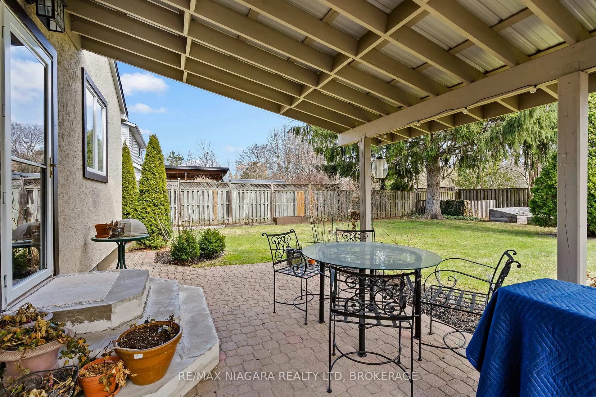 Photo 33 of 148 Lakeshore Road, St. Catharines, Vine/Linwell — HOMEH