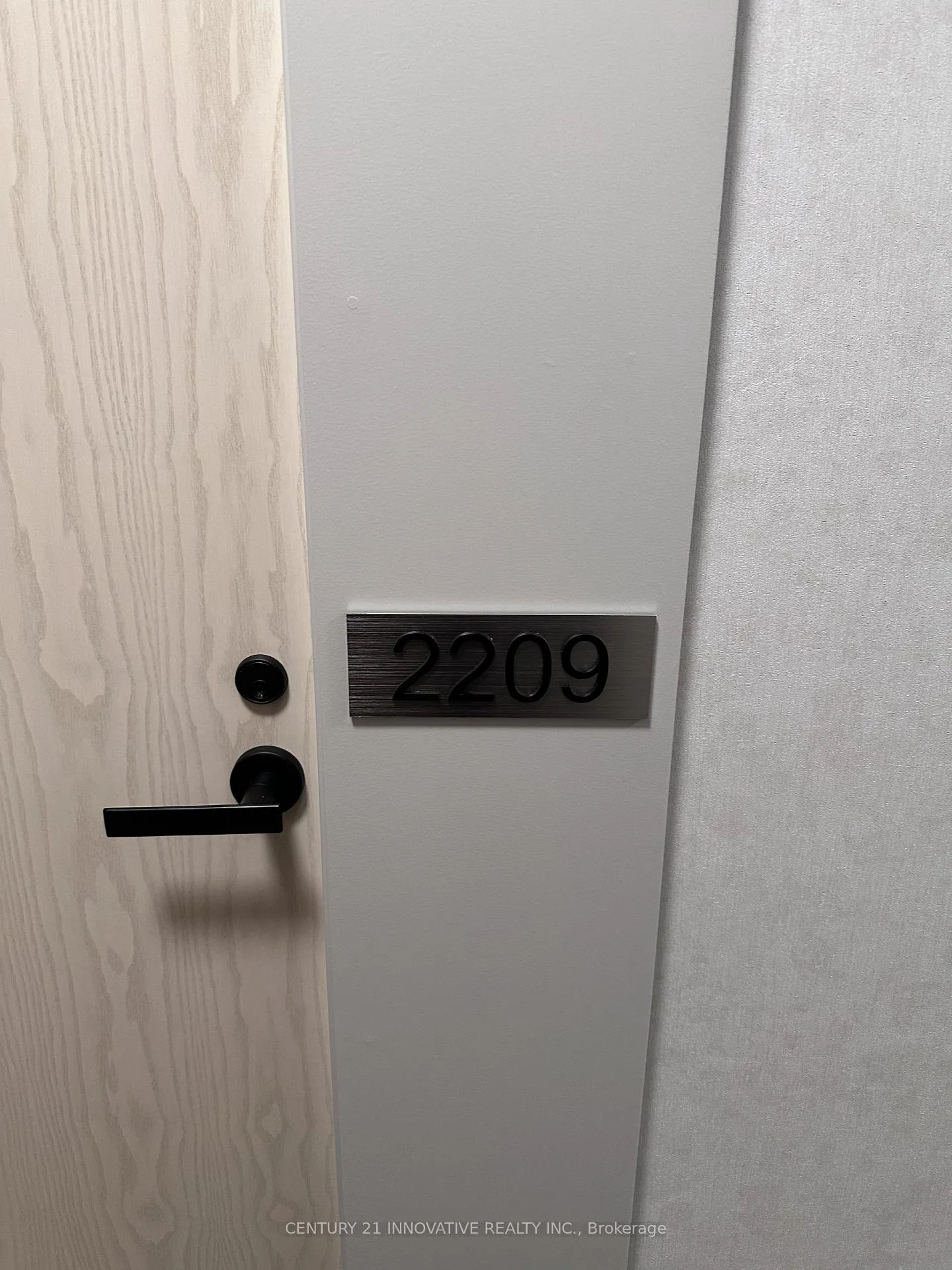 Photo 2 of Unit 2209, 195 Commerce Street, Vaughan, Vaughan Corporate Centre — HOMEH