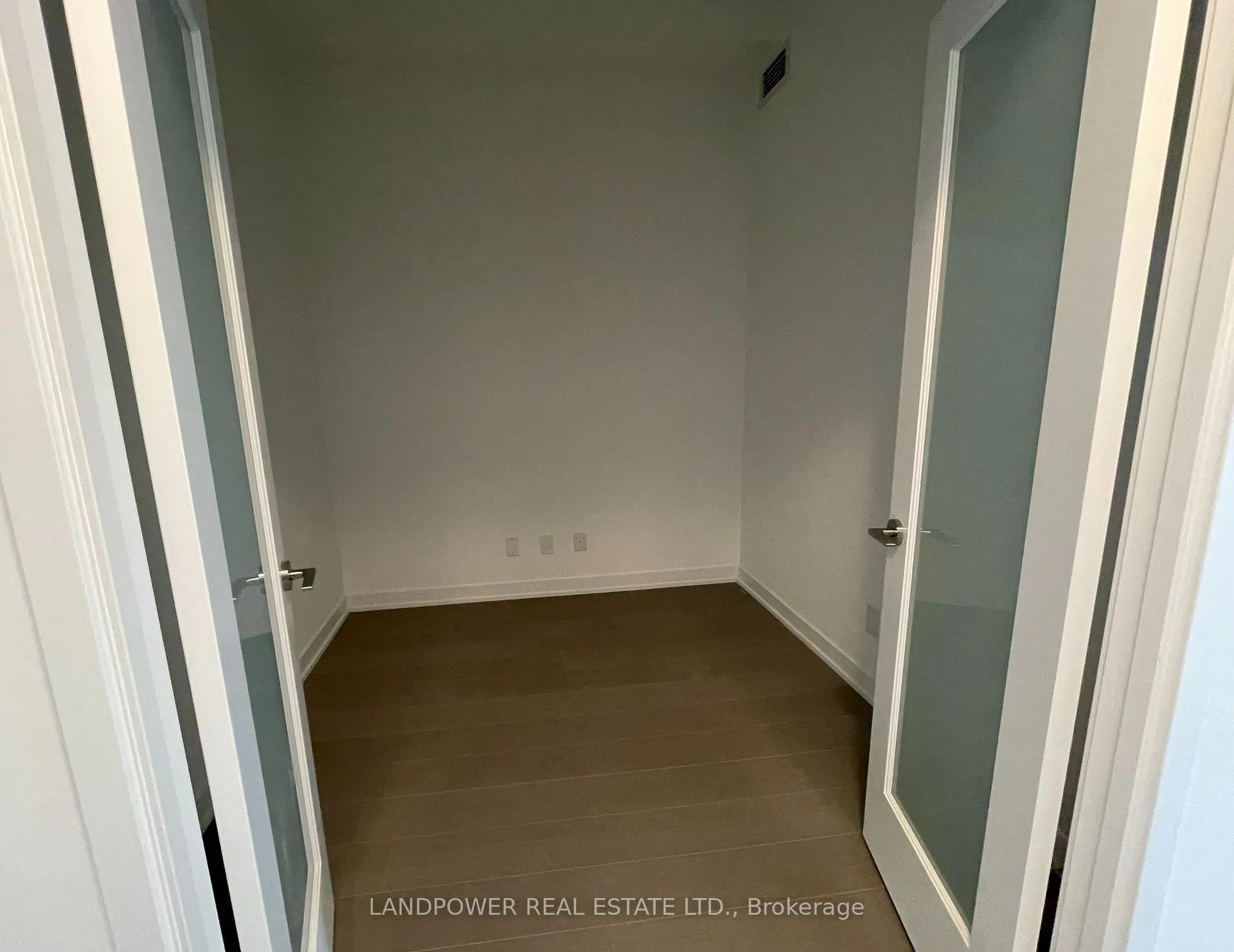 Photo 6 of Unit 1423, 8119 Birchmount Road, Markham, Unionville — HOMEH