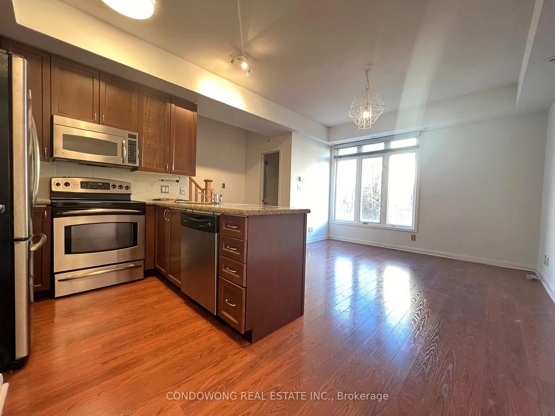 Photo 1 of Unit TH5, 80 Carr Street, Toronto, Kensington-Chinatown — HOMEH