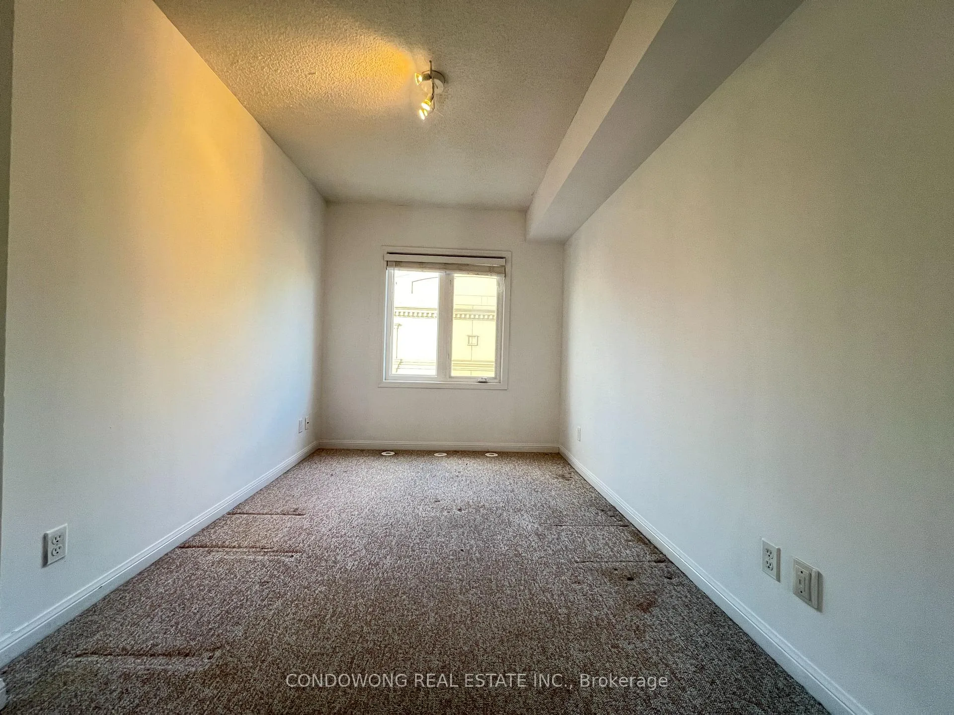 Photo 9 of Unit TH5, 80 Carr Street, Toronto, Kensington-Chinatown — HOMEH