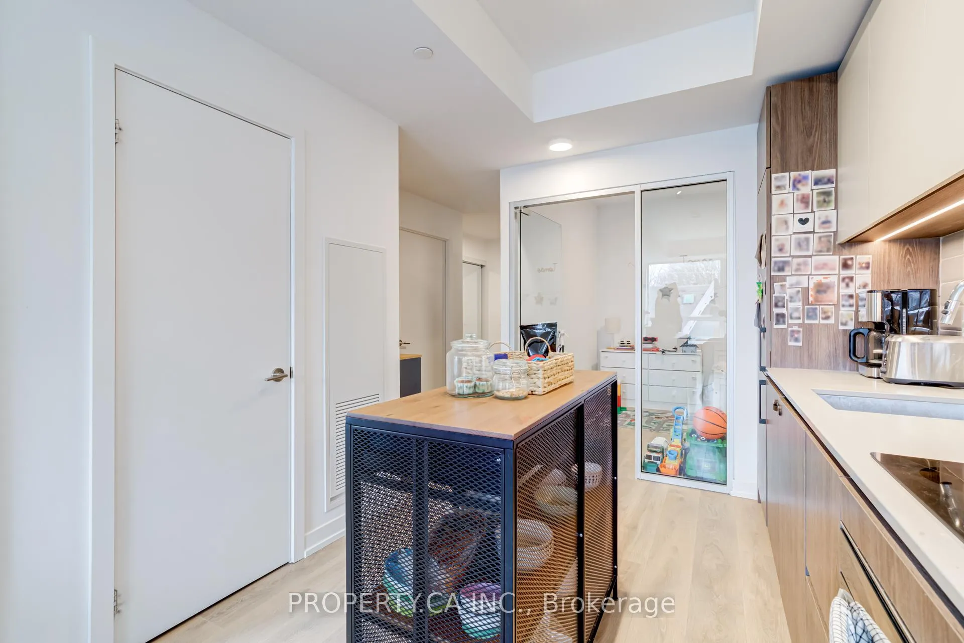 Photo 6 of Unit 330, 150 Logan Avenue, Toronto, South Riverdale — HOMEH
