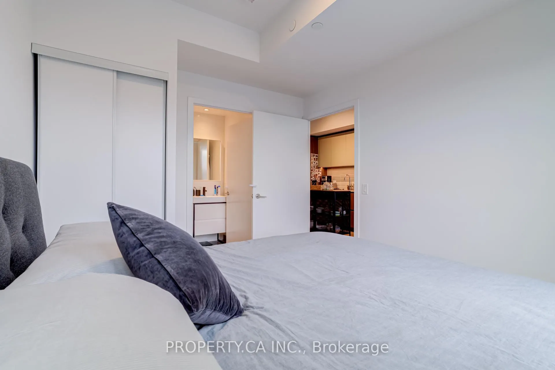 Photo 14 of Unit 330, 150 Logan Avenue, Toronto, South Riverdale — HOMEH