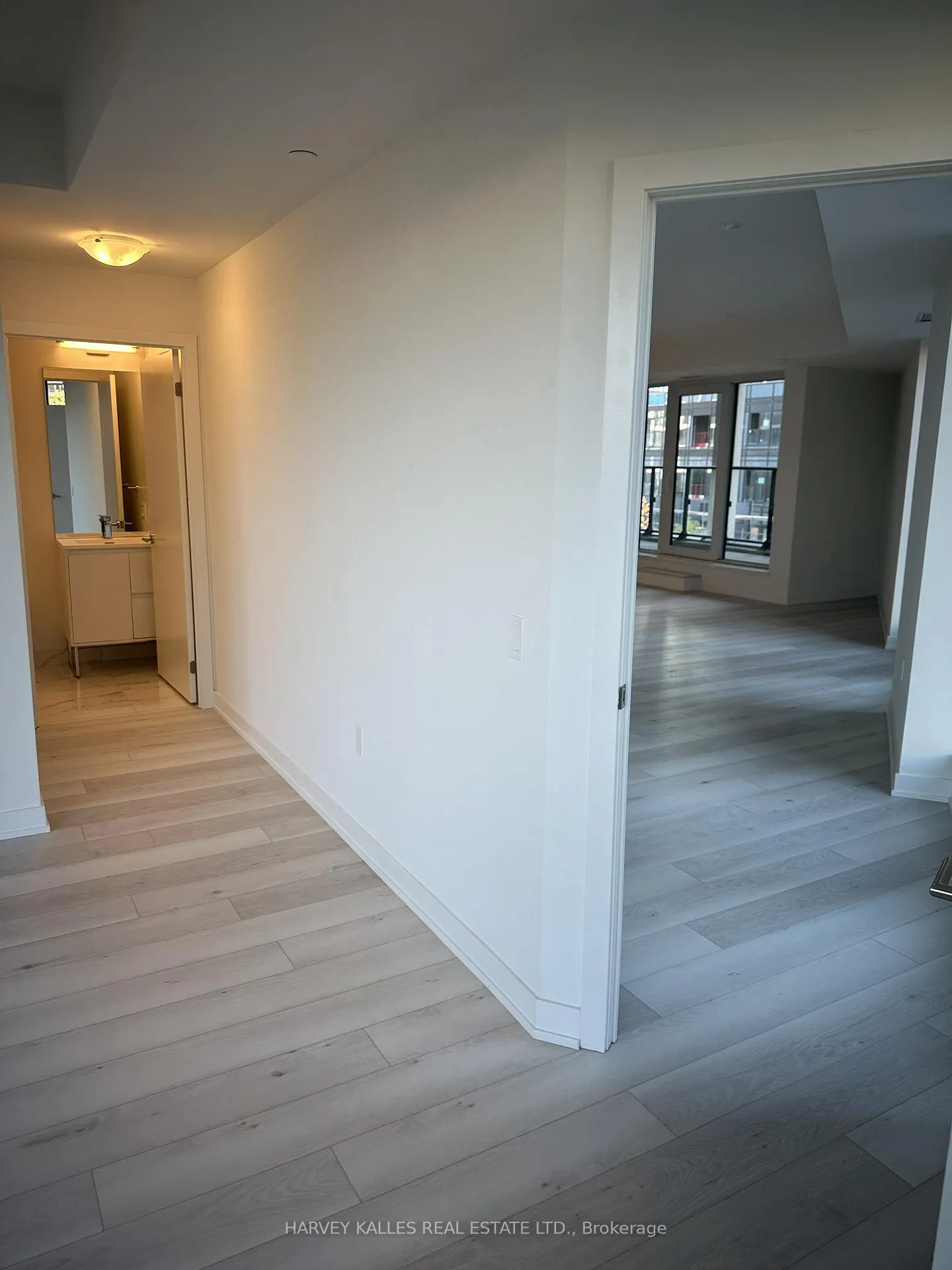 Photo 13 of Unit 207, 1 Kyle Lowry Road, North York, Banbury-Don Mills — HOMEH
