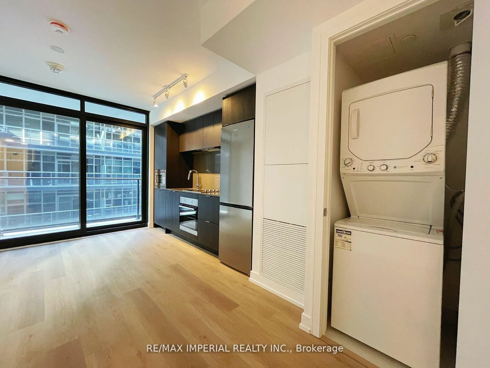 Photo 12 of Unit 1016, 1 Jarvis Street, Hamilton, Beasley — HOMEH