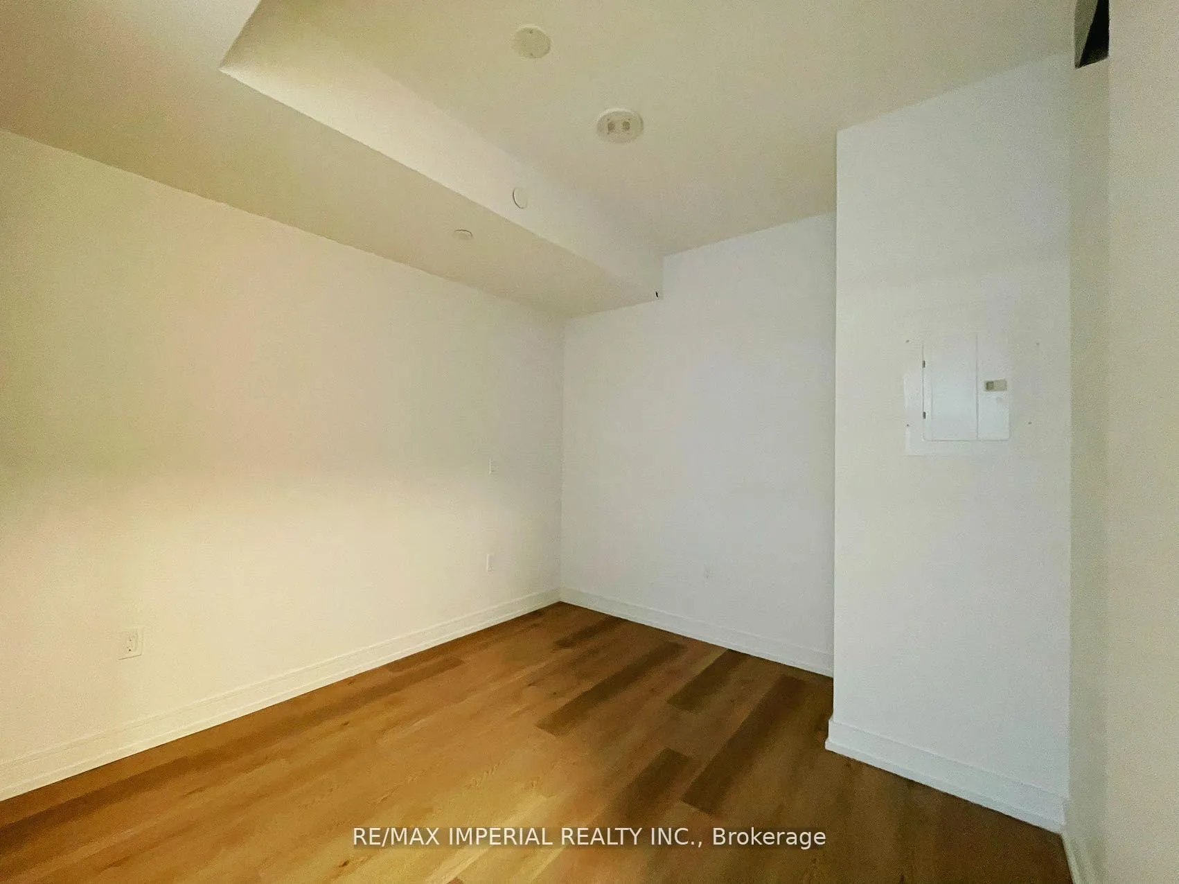 Photo 15 of Unit 1016, 1 Jarvis Street, Hamilton, Beasley — HOMEH