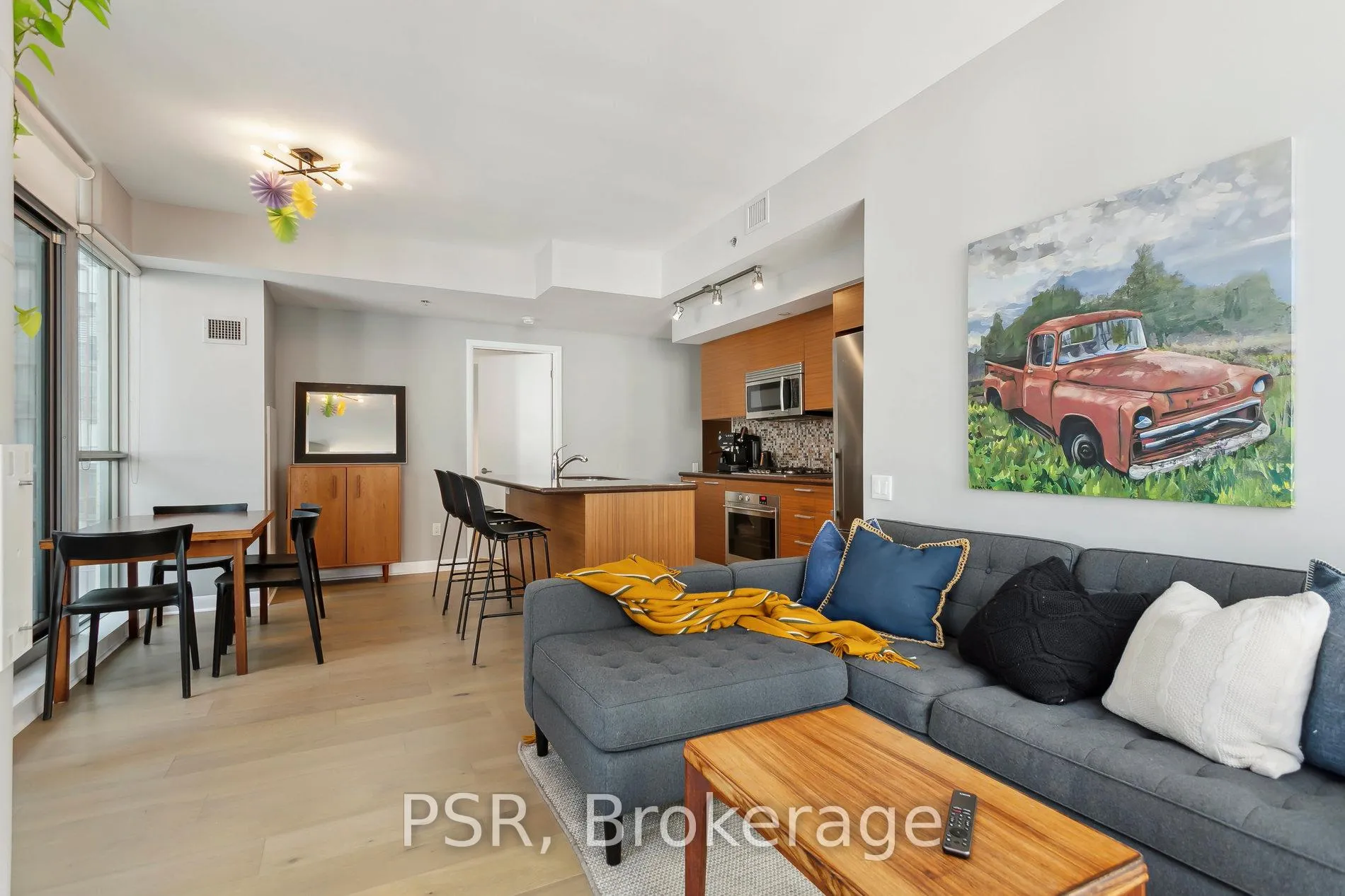 Photo 7 of Unit 1207, 375 King Street W, Toronto, Waterfront Communities — HOMEH