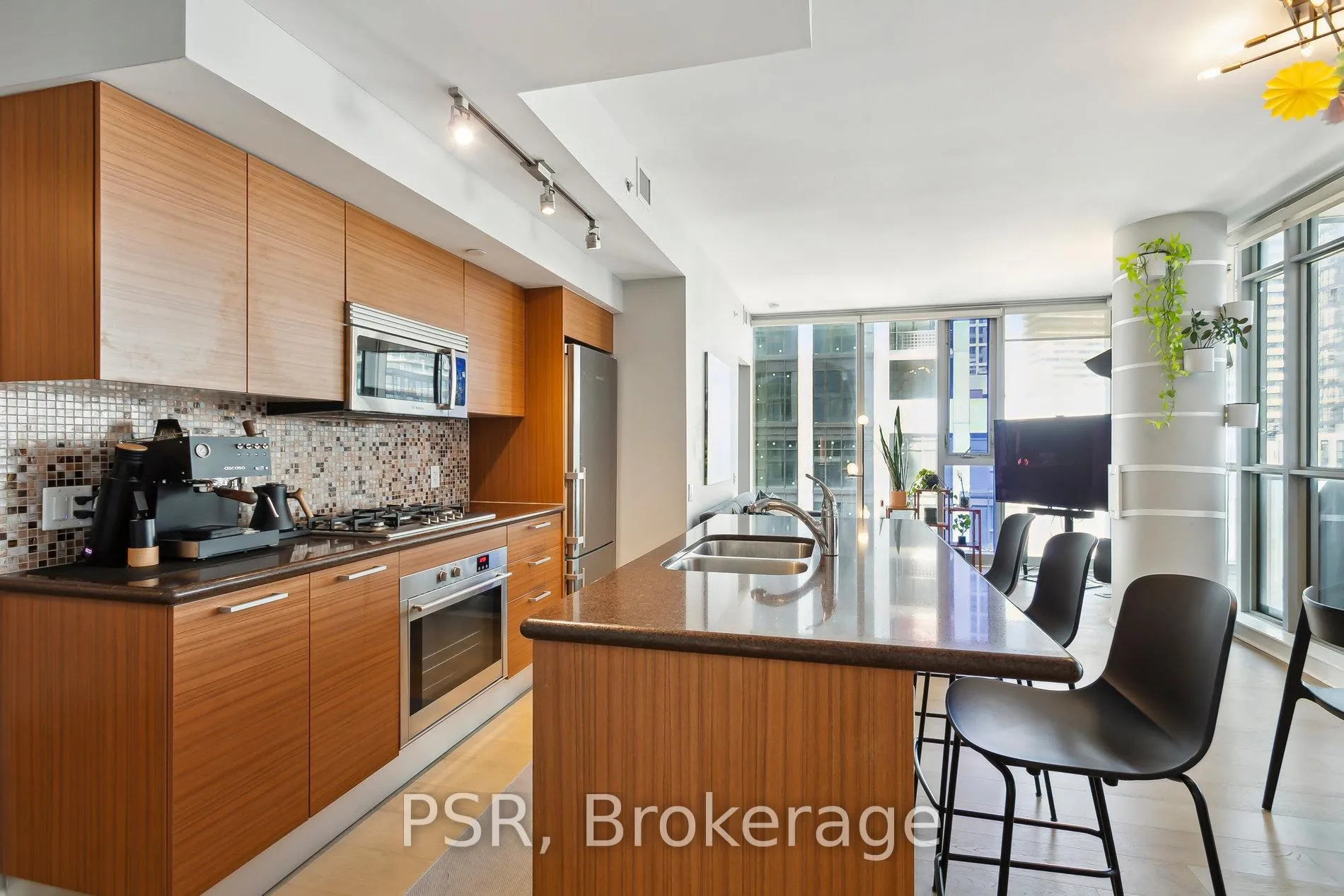 Photo 12 of Unit 1207, 375 King Street W, Toronto, Waterfront Communities — HOMEH