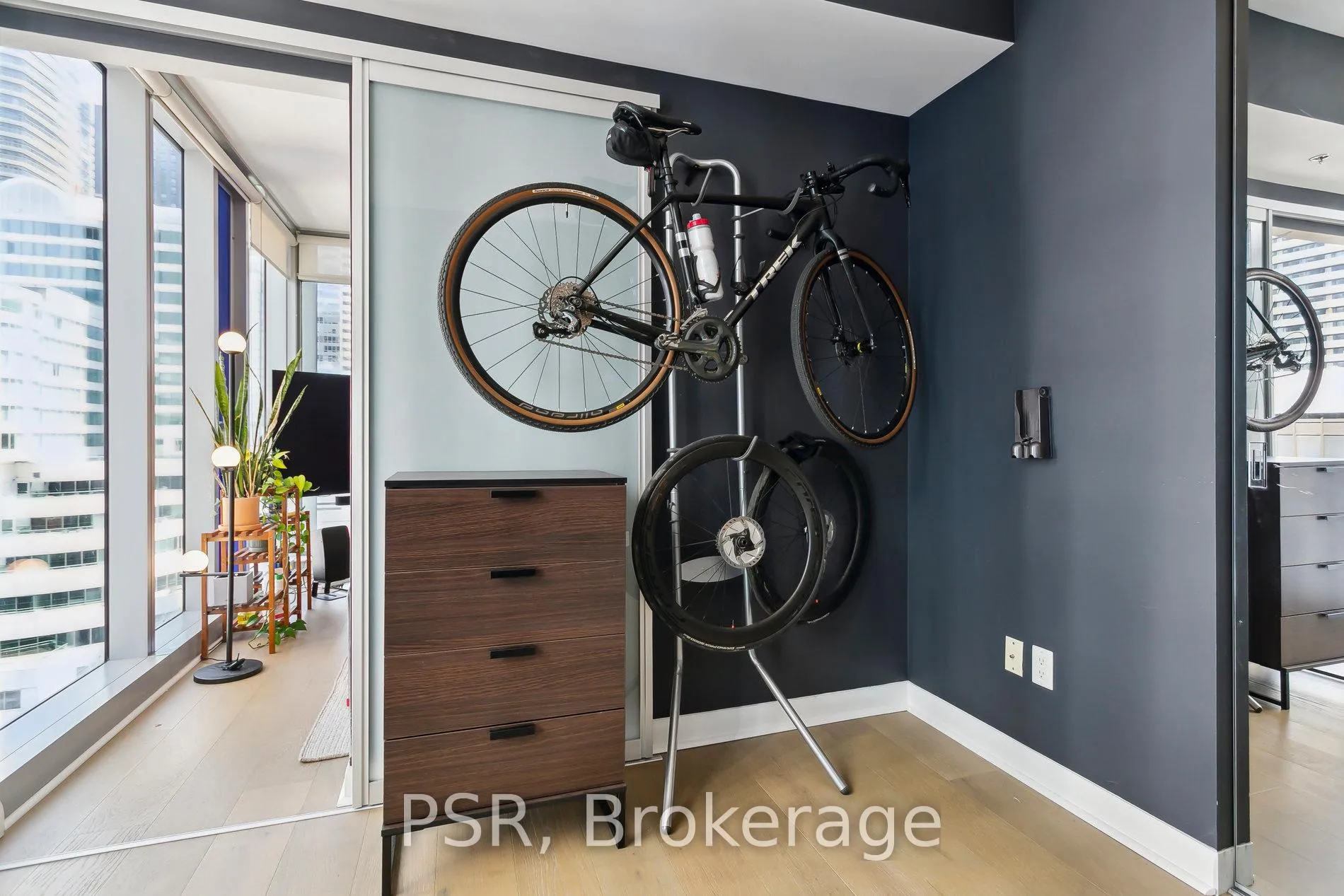 Photo 22 of Unit 1207, 375 King Street W, Toronto, Waterfront Communities — HOMEH