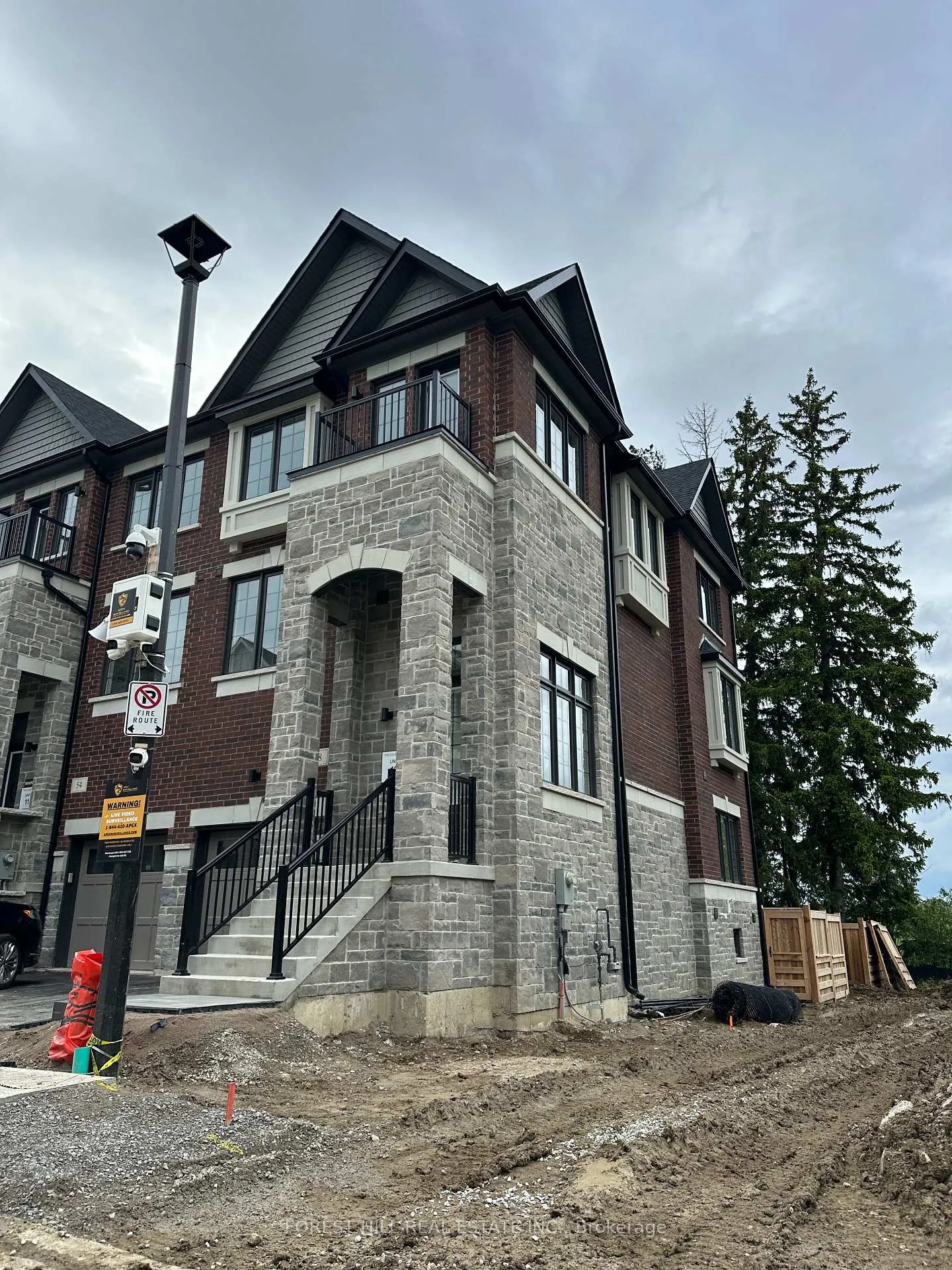 Photo 1 of 58 Arbour Green Crescent, Vaughan, Kleinburg — HOMEH