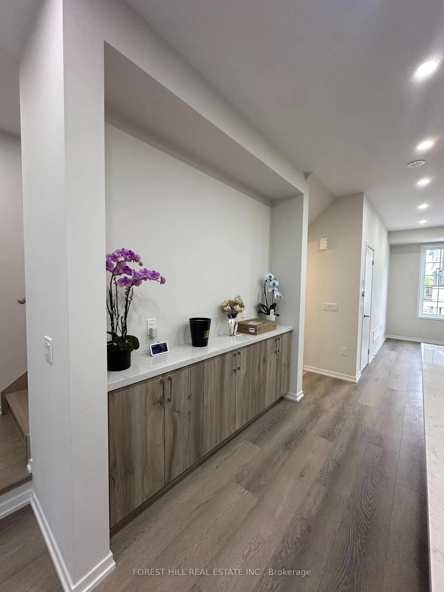 Photo 5 of 58 Arbour Green Crescent, Vaughan, Kleinburg — HOMEH