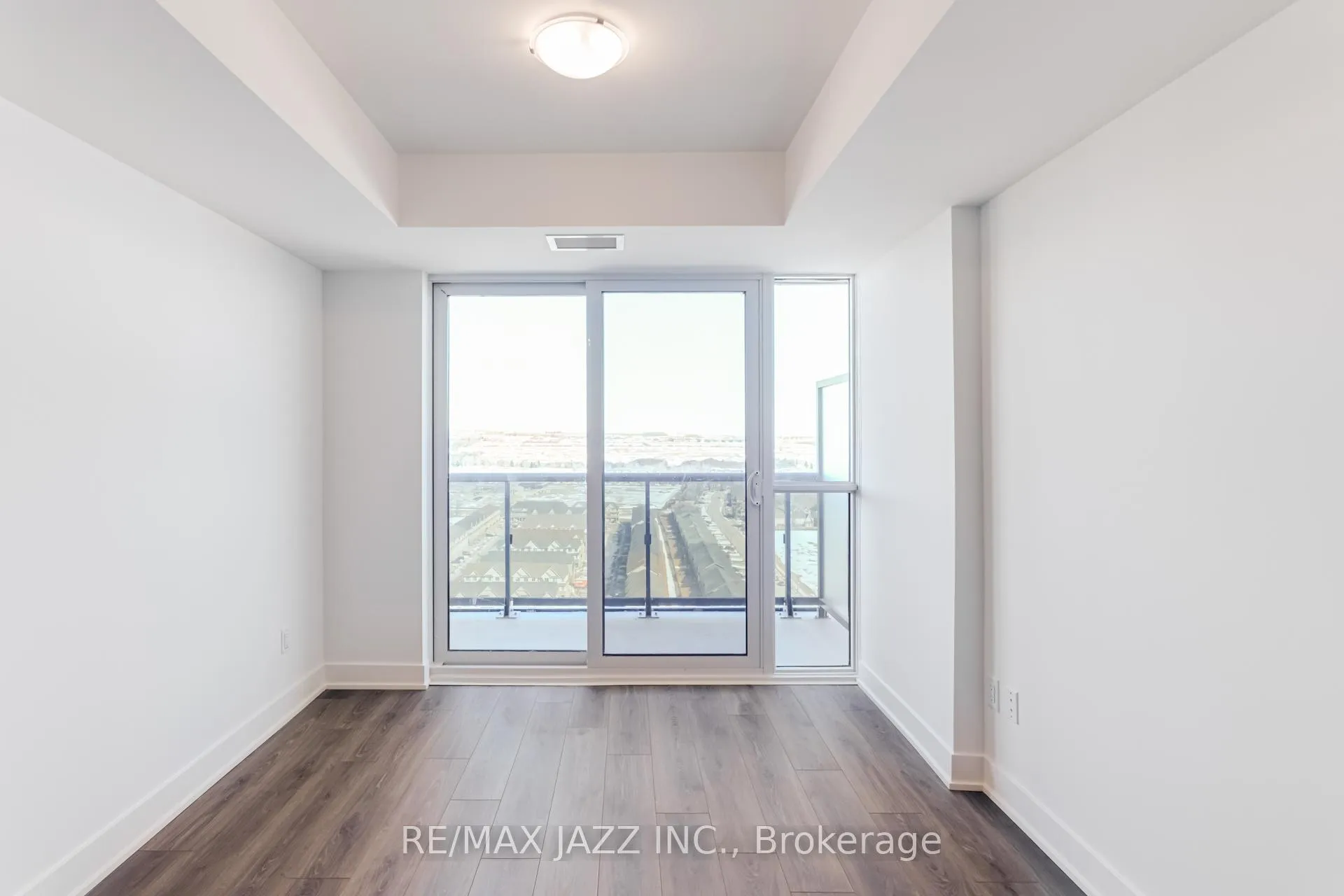 Photo 12 of Unit 2102, 2545 Simcoe Street N, Oshawa, Windfields — HOMEH