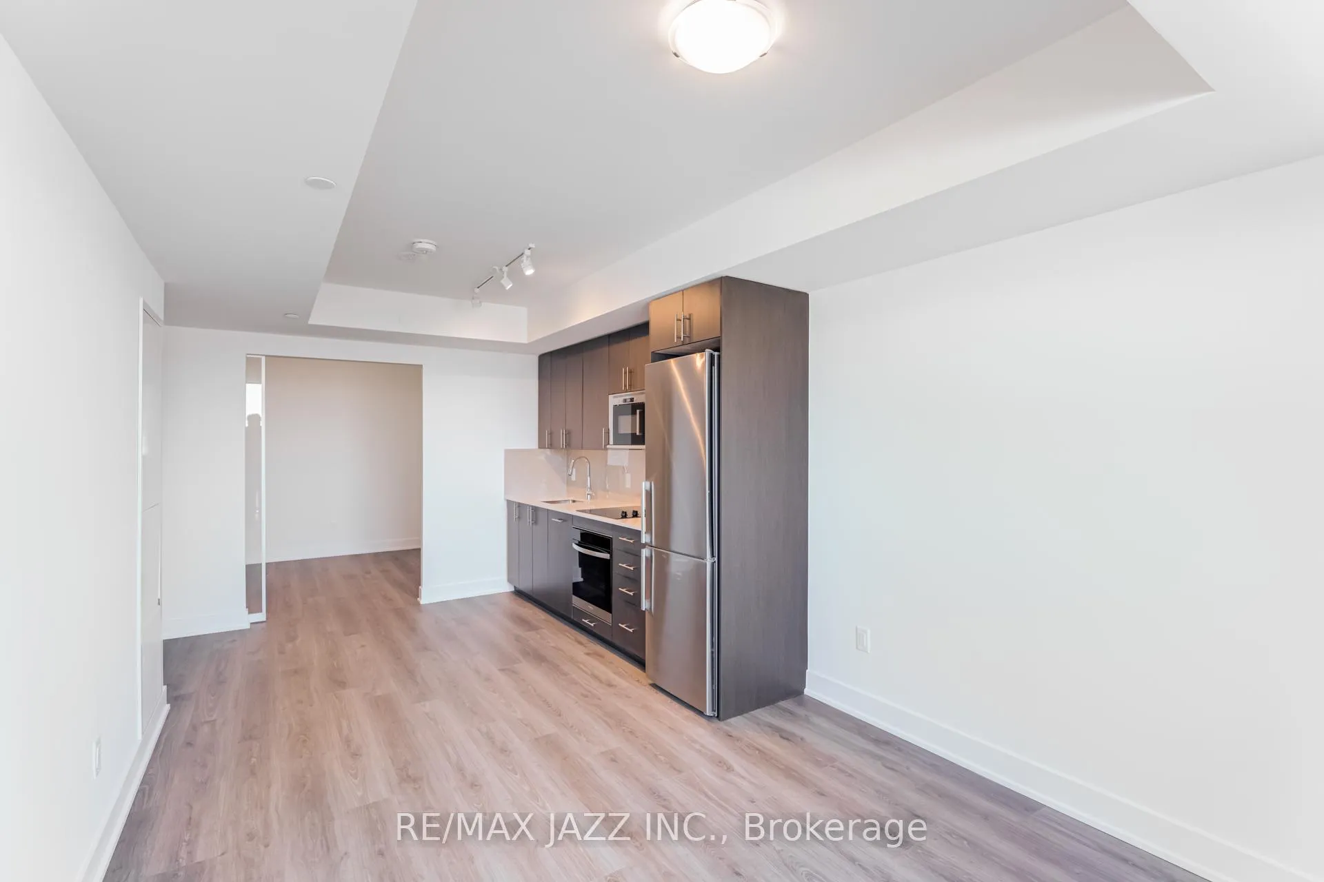 Photo 13 of Unit 2102, 2545 Simcoe Street N, Oshawa, Windfields — HOMEH