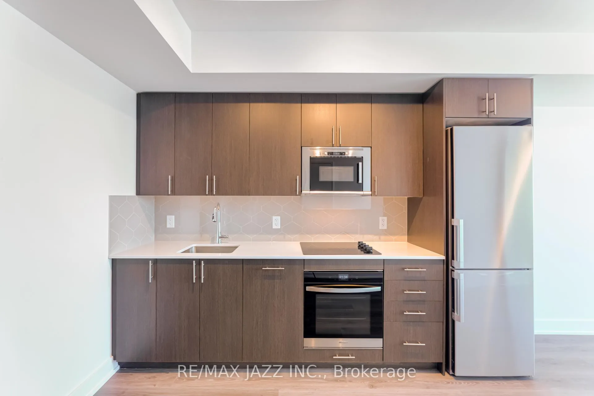 Photo 16 of Unit 2102, 2545 Simcoe Street N, Oshawa, Windfields — HOMEH