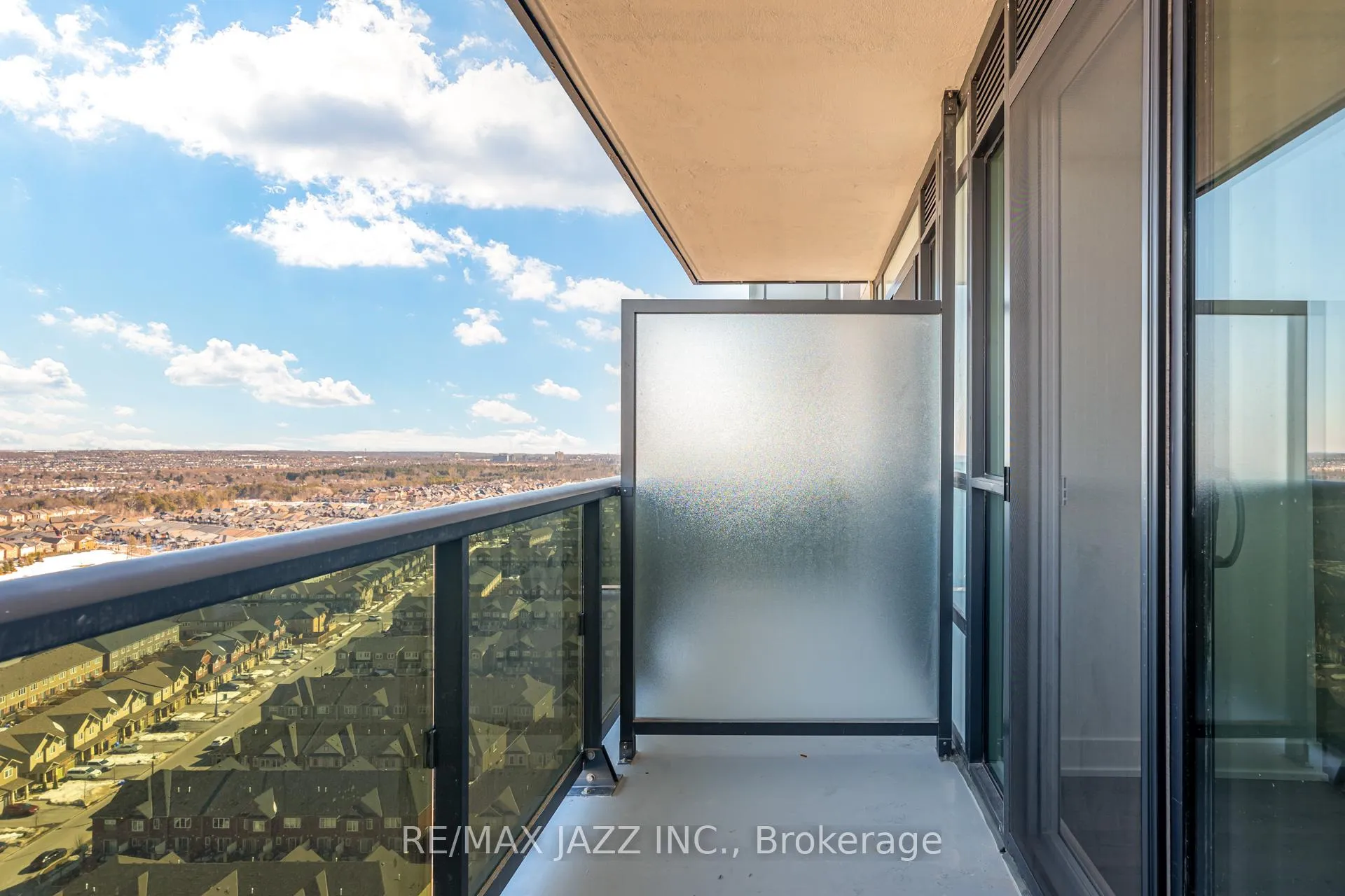 Photo 28 of Unit 2102, 2545 Simcoe Street N, Oshawa, Windfields — HOMEH