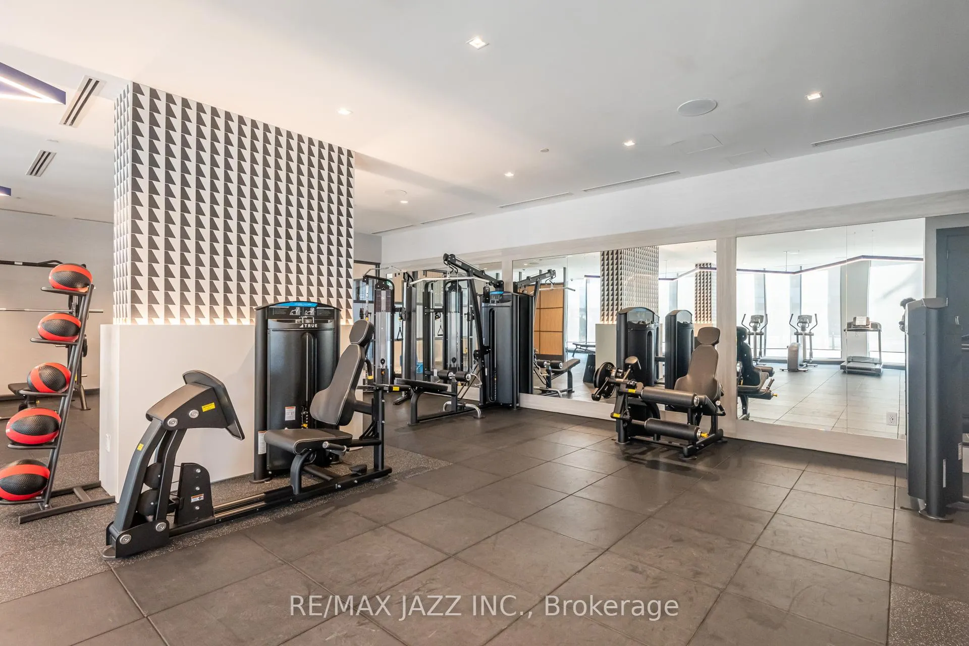Photo 46 of Unit 2102, 2545 Simcoe Street N, Oshawa, Windfields — HOMEH