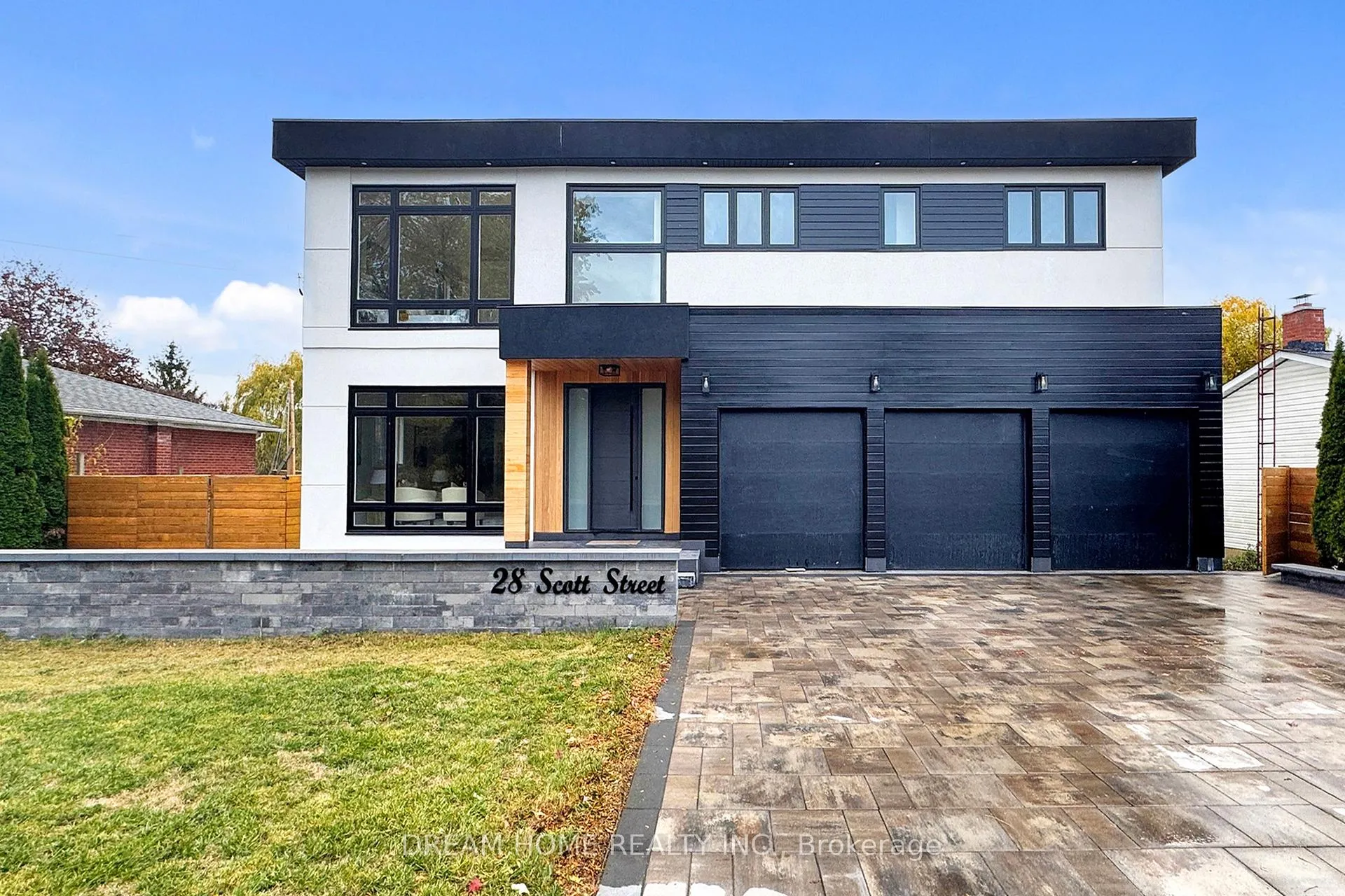 Photo 1 of 28 Scott Street, Whitby, Blue Grass Meadows — HOMEH