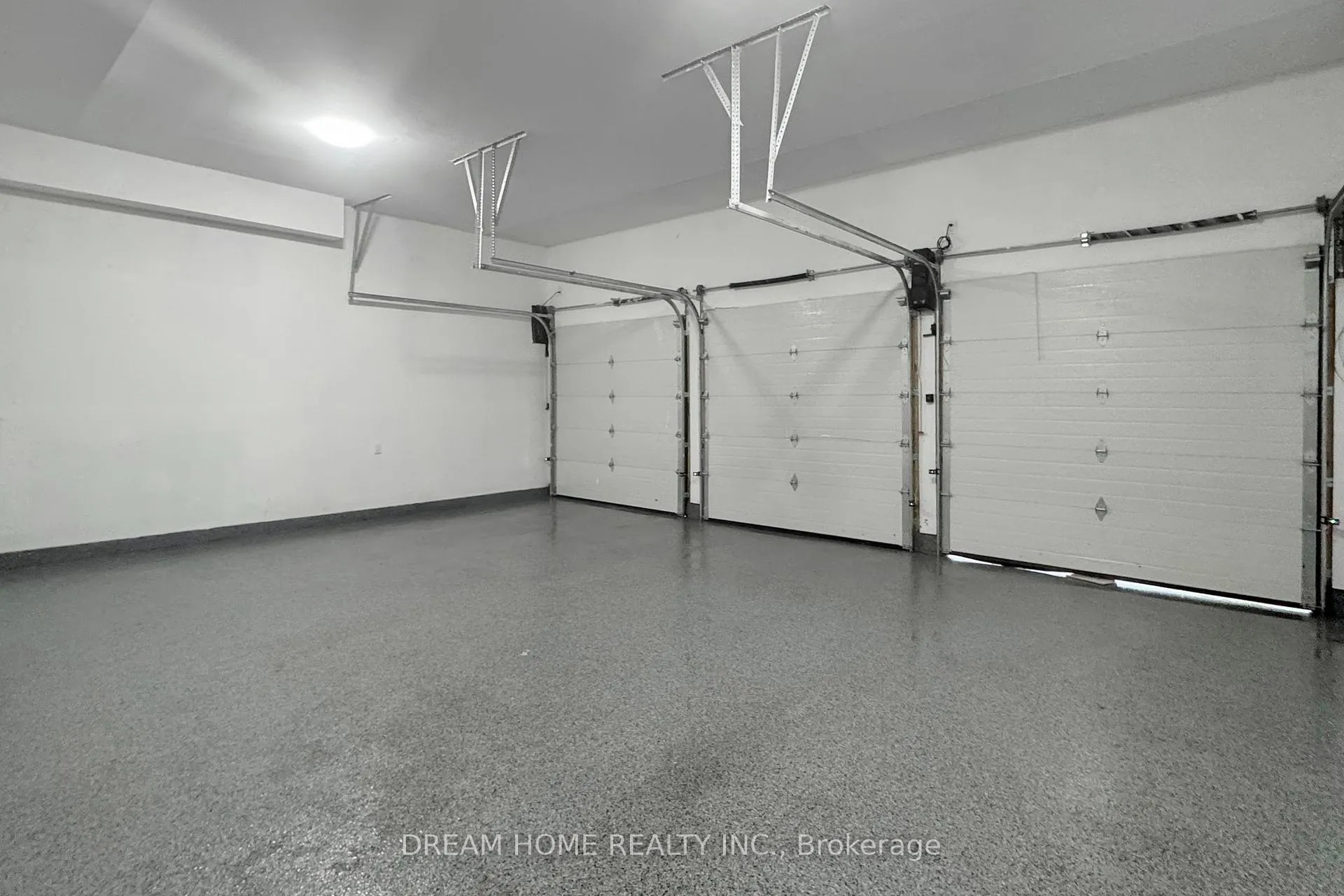 Photo 41 of 28 Scott Street, Whitby, Blue Grass Meadows — HOMEH