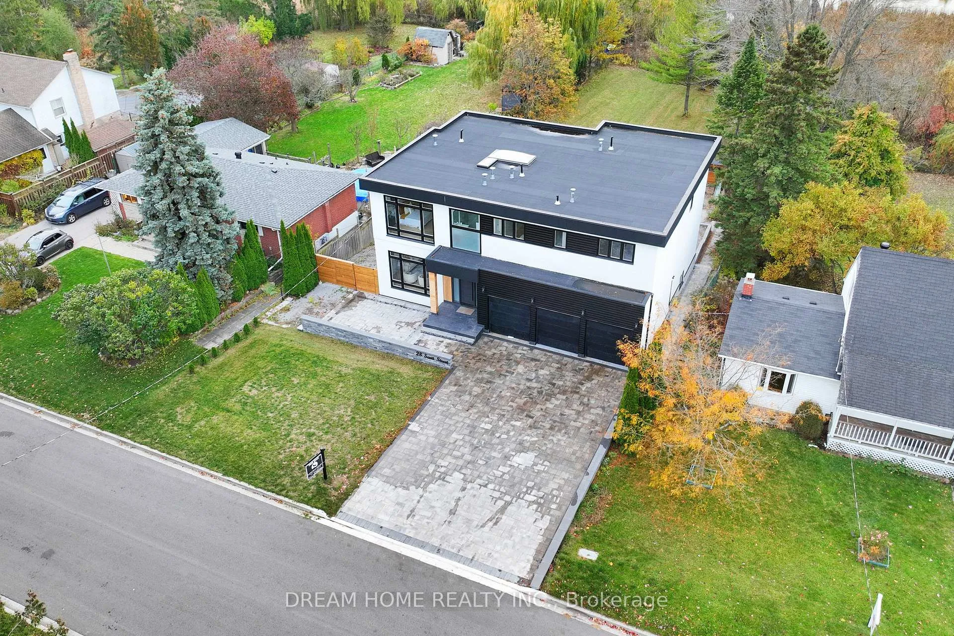 Photo 45 of 28 Scott Street, Whitby, Blue Grass Meadows — HOMEH