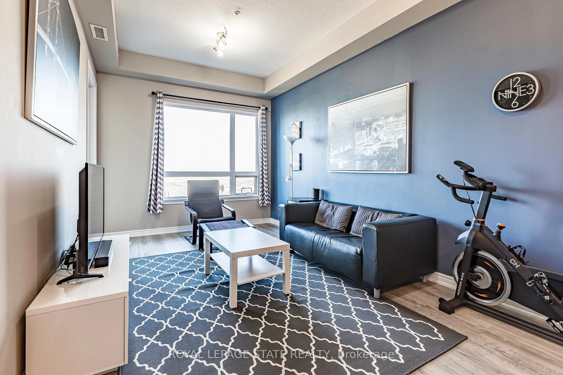 Photo 12 of Unit 609, 40 Esplanade Lane, Grimsby, Grimsby Beach — HOMEH