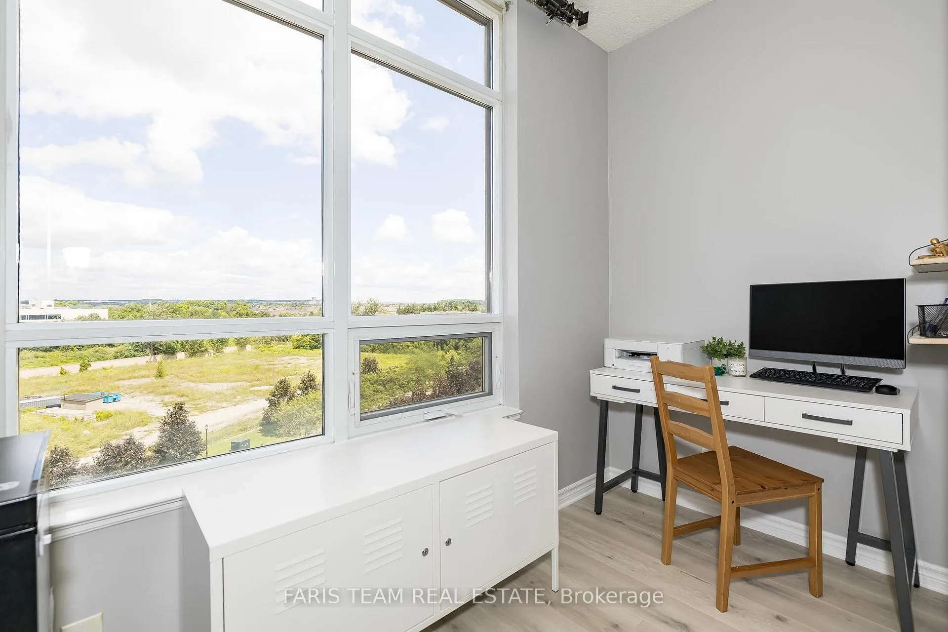 Photo 13 of Unit 701, 9235 Jane Street, Vaughan, Maple — HOMEH