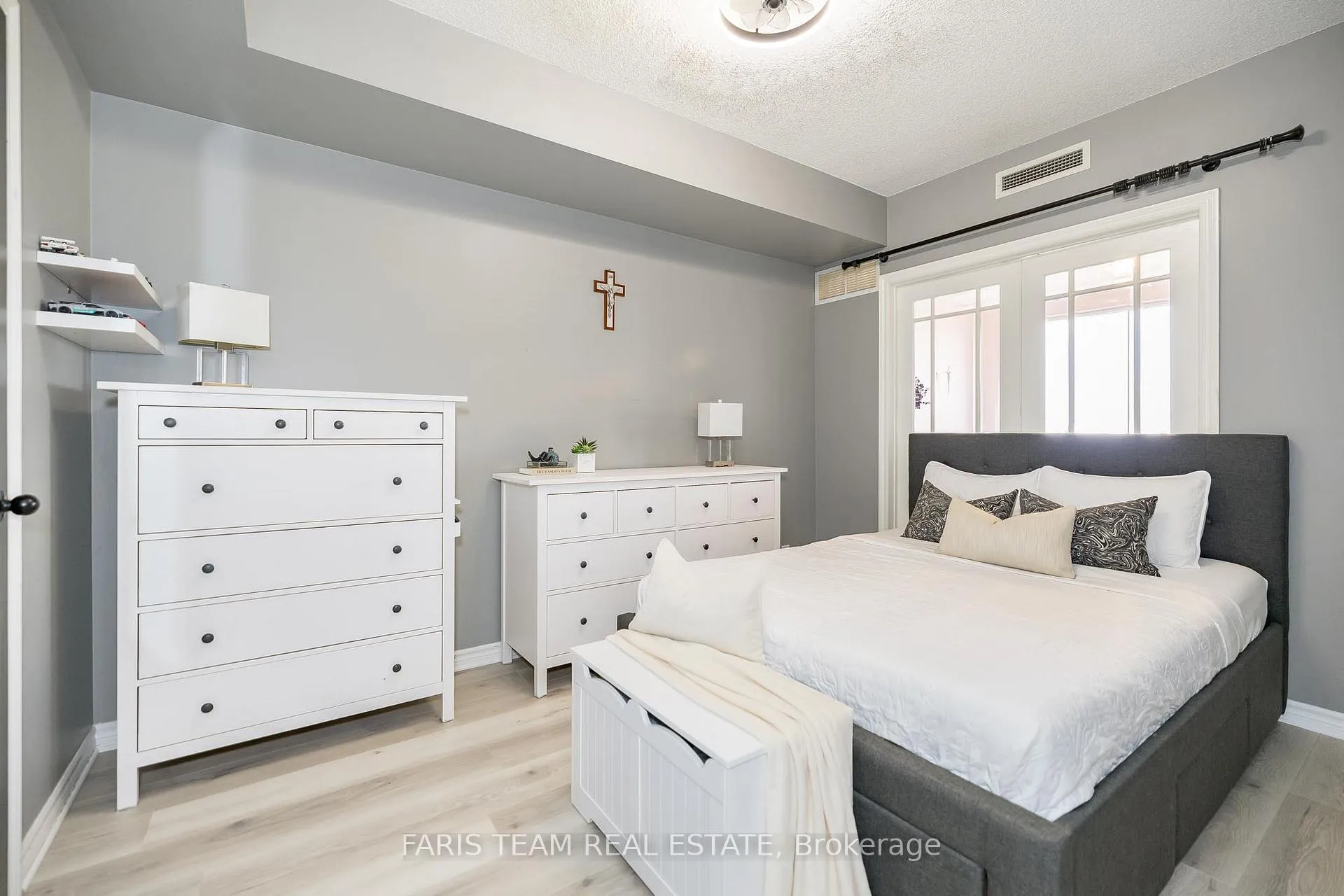 Photo 14 of Unit 701, 9235 Jane Street, Vaughan, Maple — HOMEH