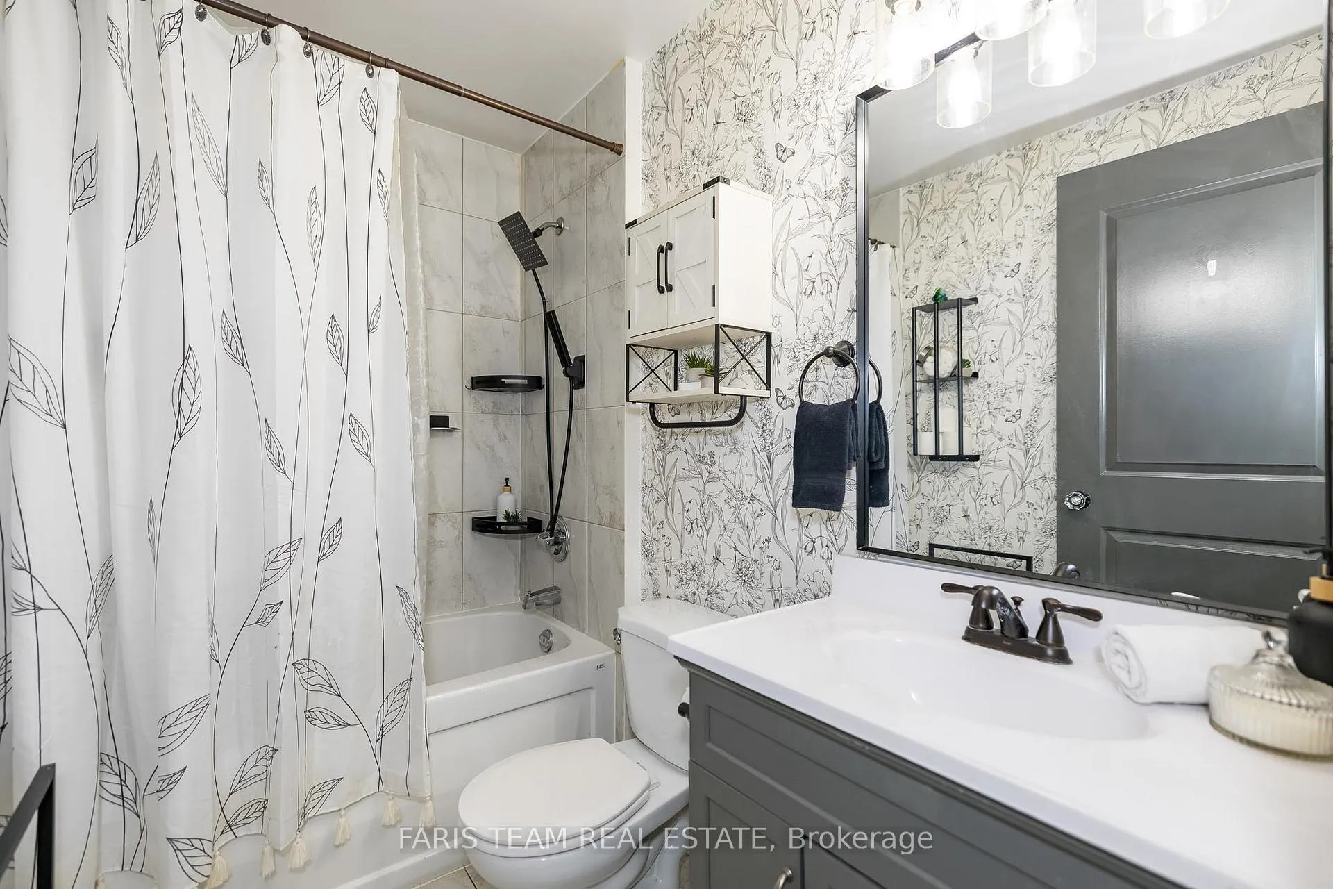 Photo 16 of Unit 701, 9235 Jane Street, Vaughan, Maple — HOMEH