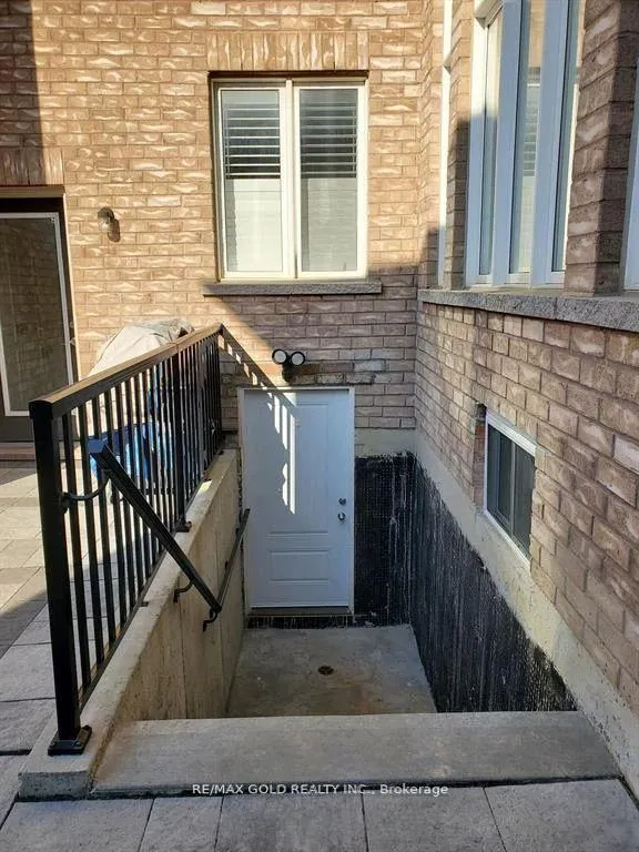 Photo 11 of Unit Bsmt, 4 Peace Walk Road, Markham, Cornell — HOMEH