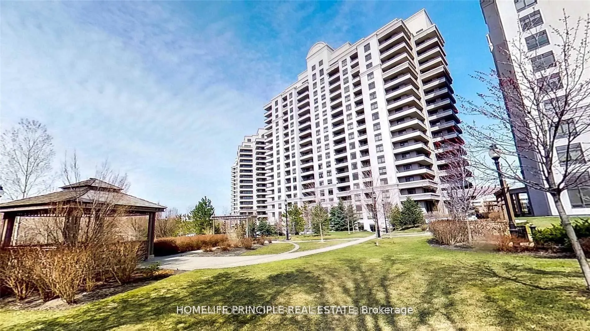 Photo 2 of Unit 910, 9245 Jane Street, Vaughan, Maple — HOMEH
