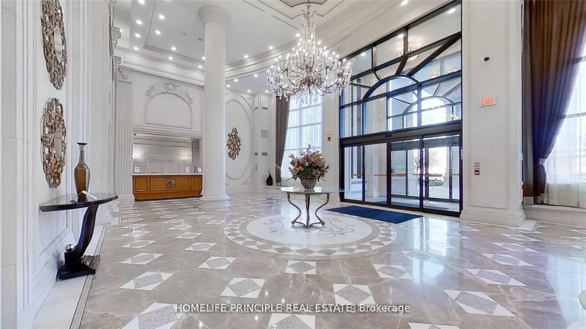 Photo 5 of Unit 910, 9245 Jane Street, Vaughan, Maple — HOMEH
